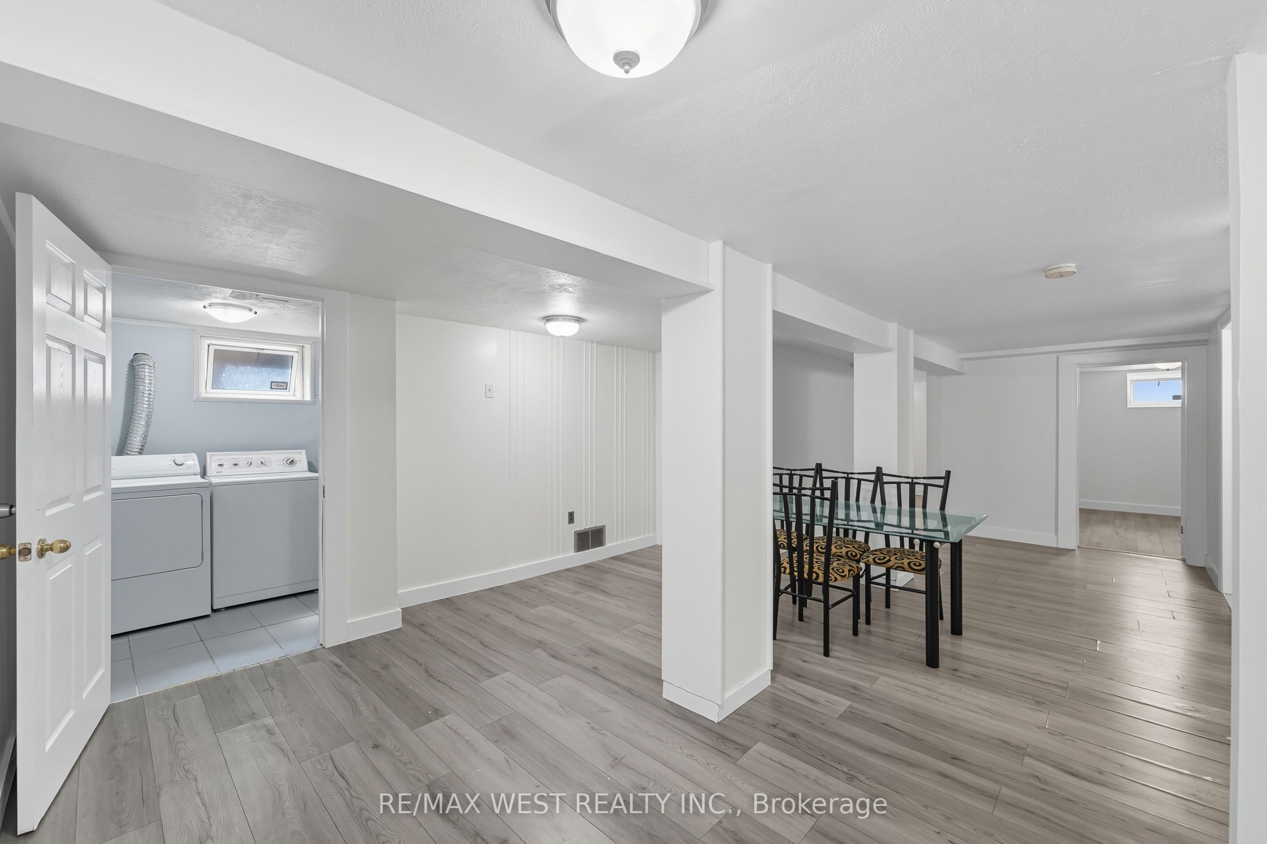 38 Feltham Avenue Property Photo 27