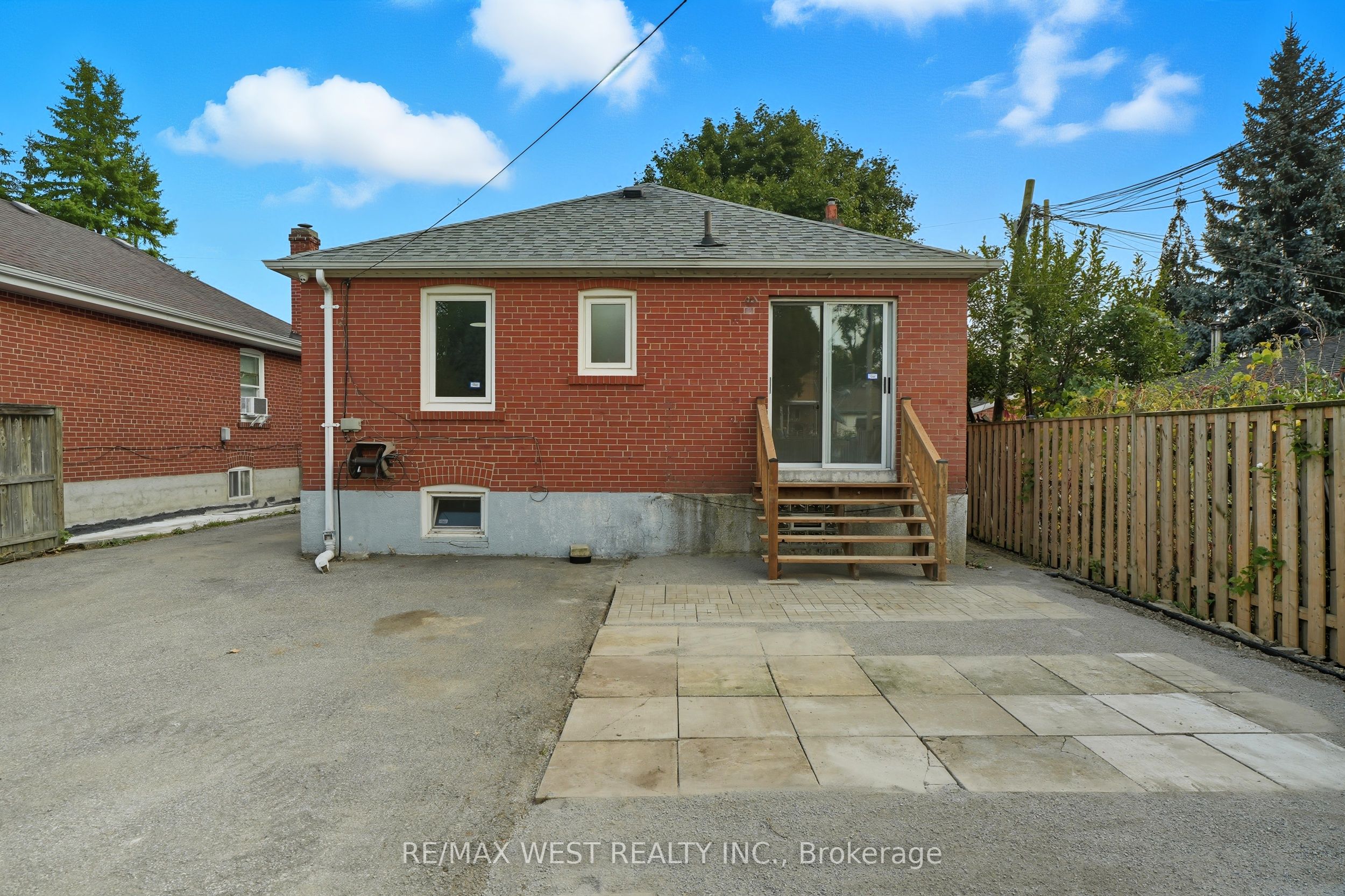 38 Feltham Avenue Property Photo 41
