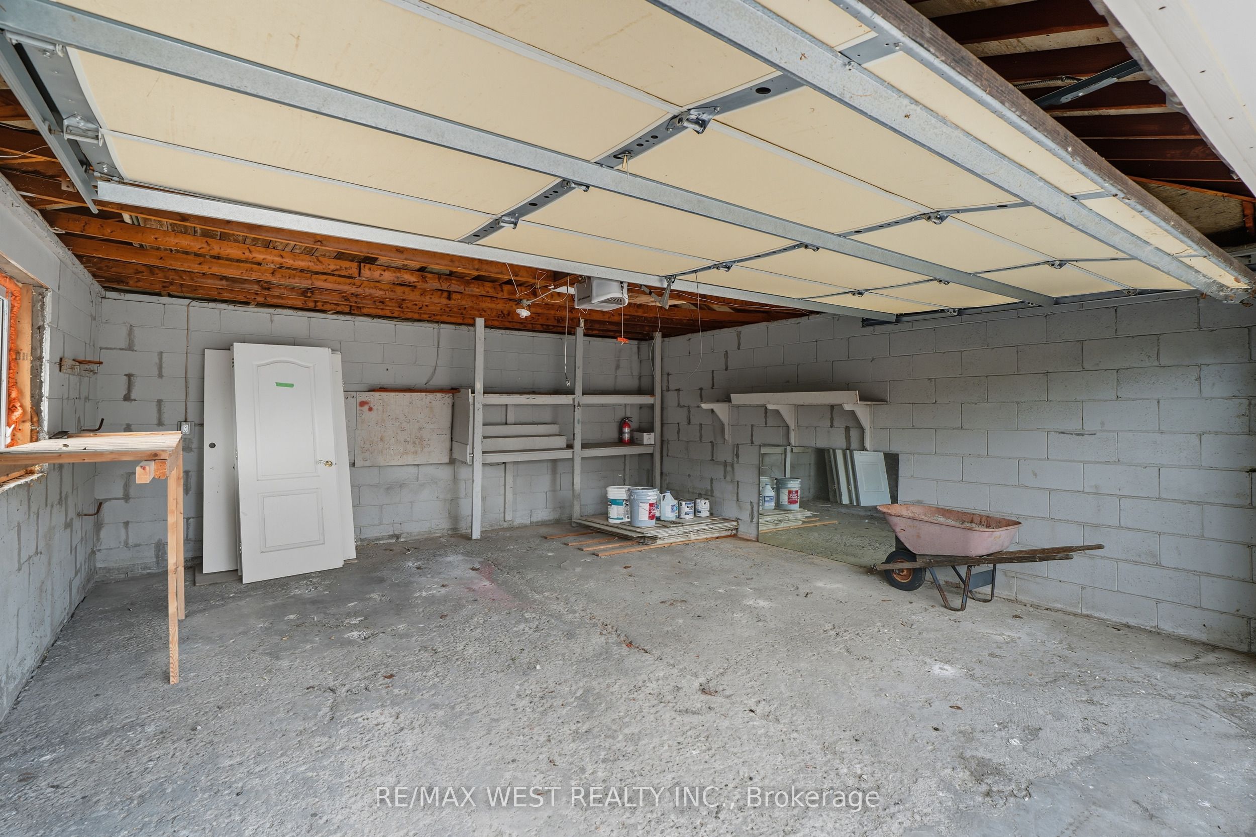 38 Feltham Avenue Property Photo 43