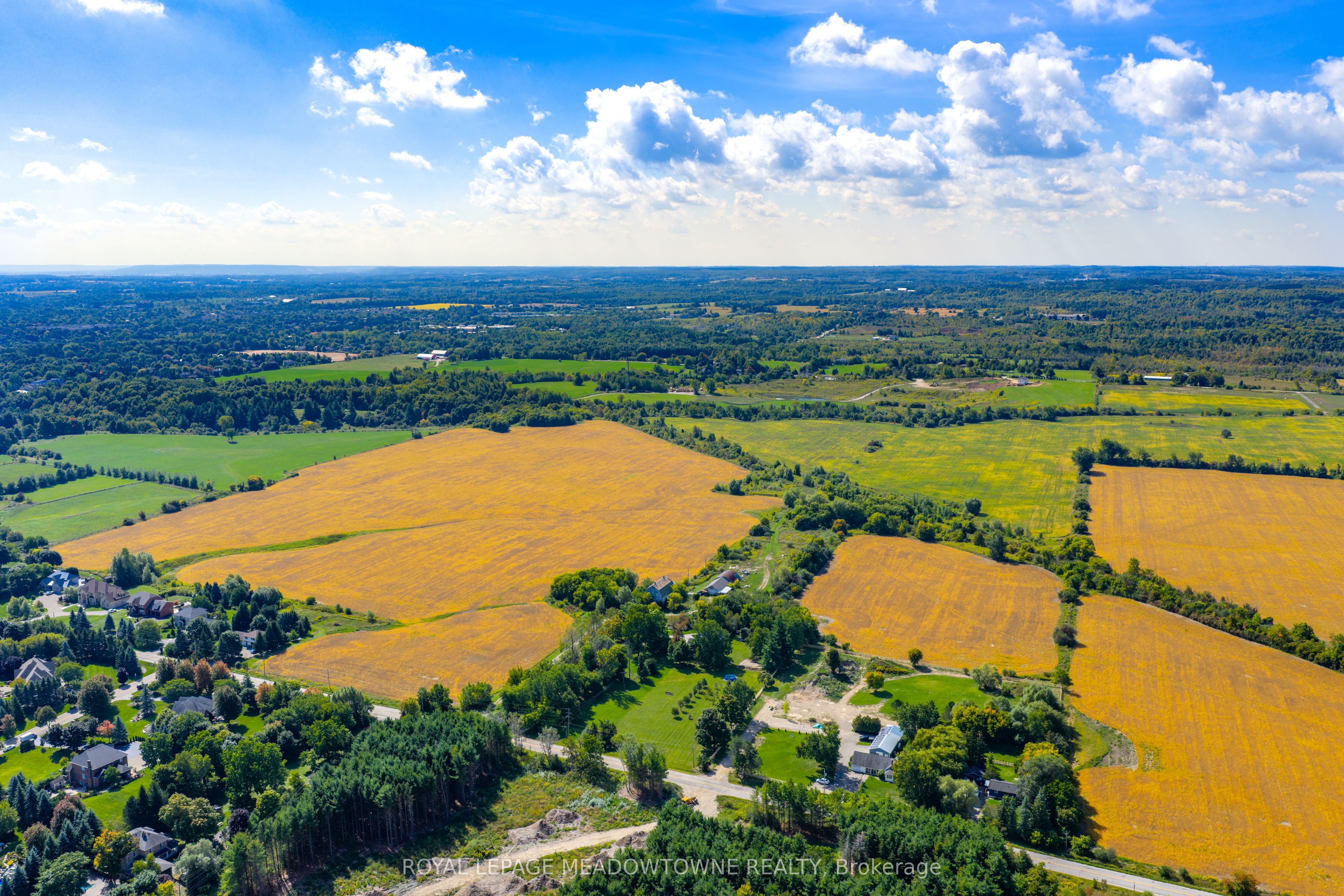 12528 9 Line Property Photo 3