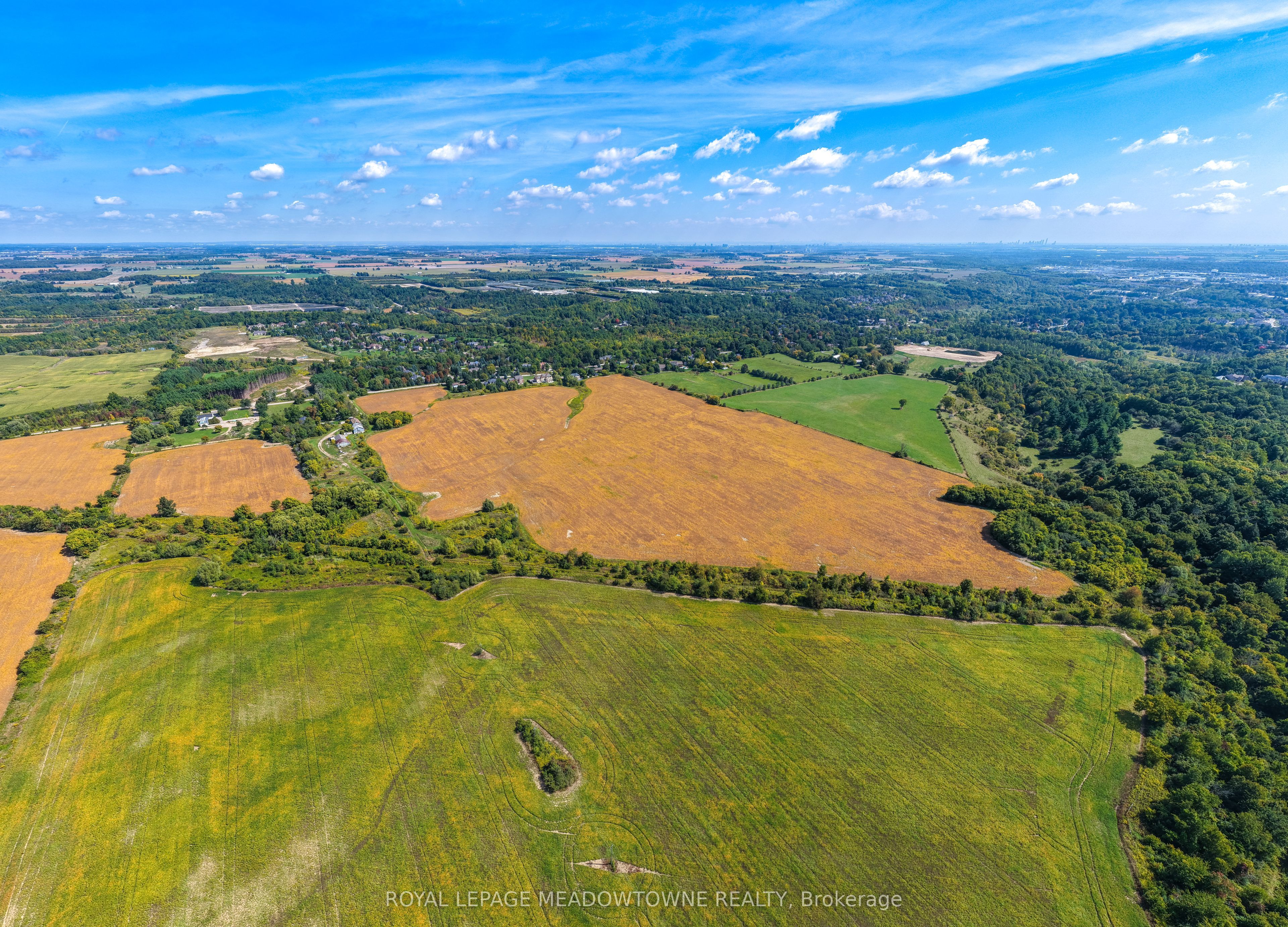 12528 9 Line Property Photo 17