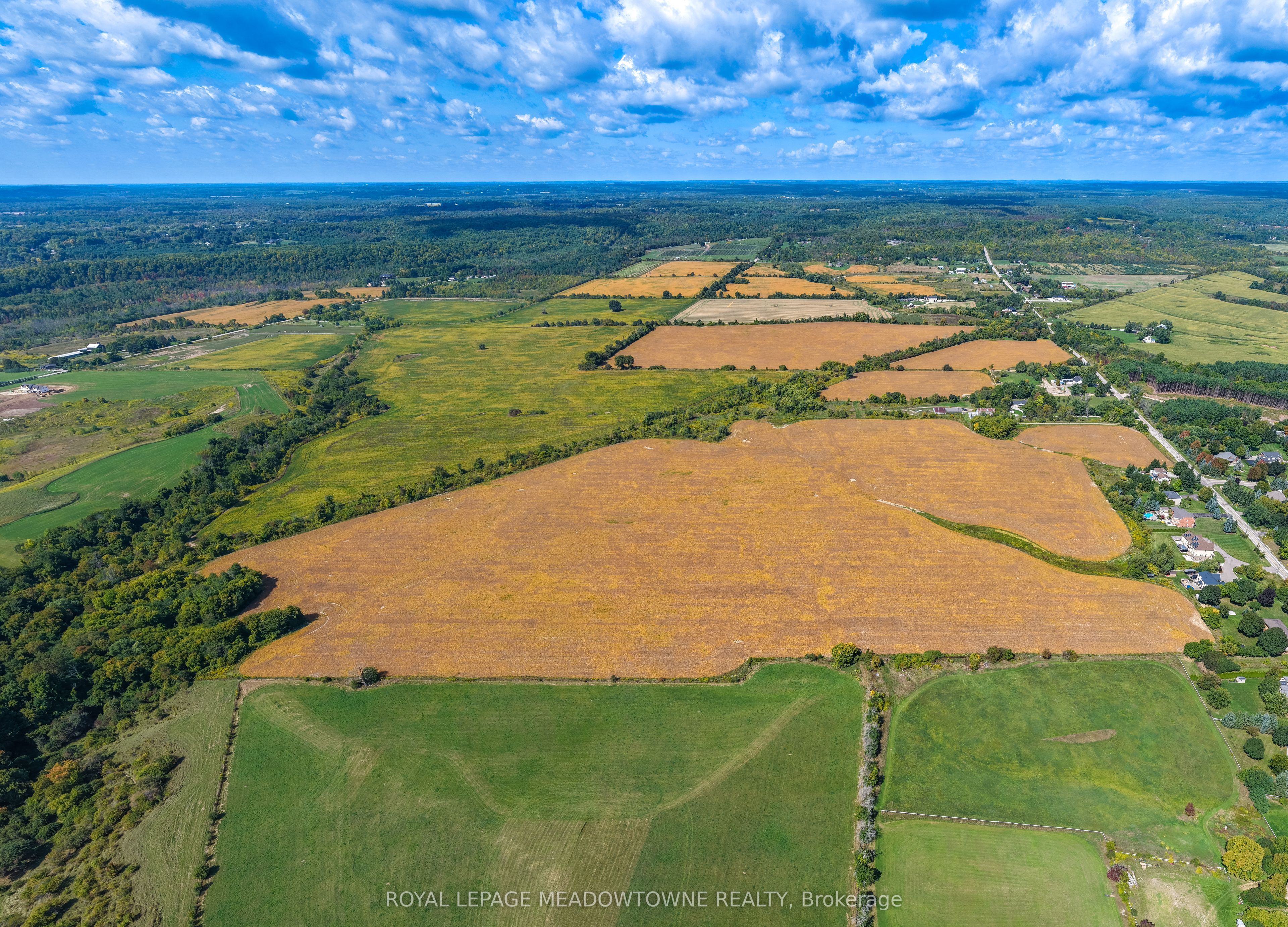 12528 9 Line Property Photo 28