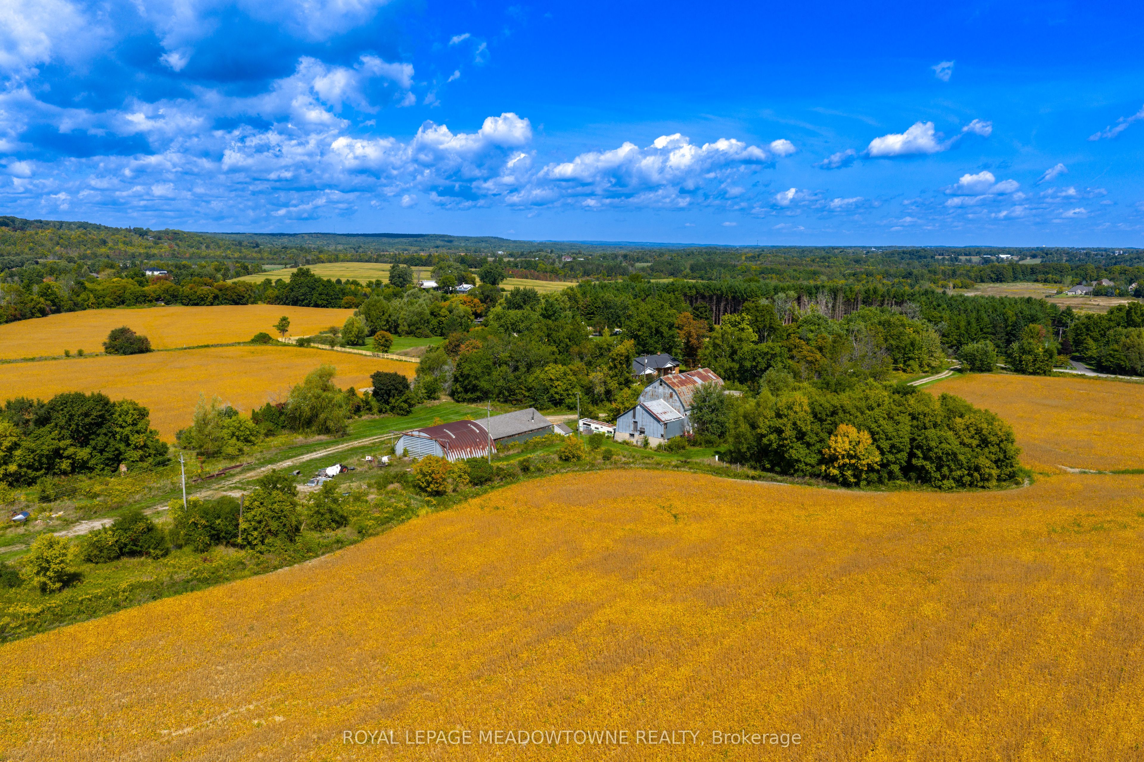 12528 9 Line Property Photo 32