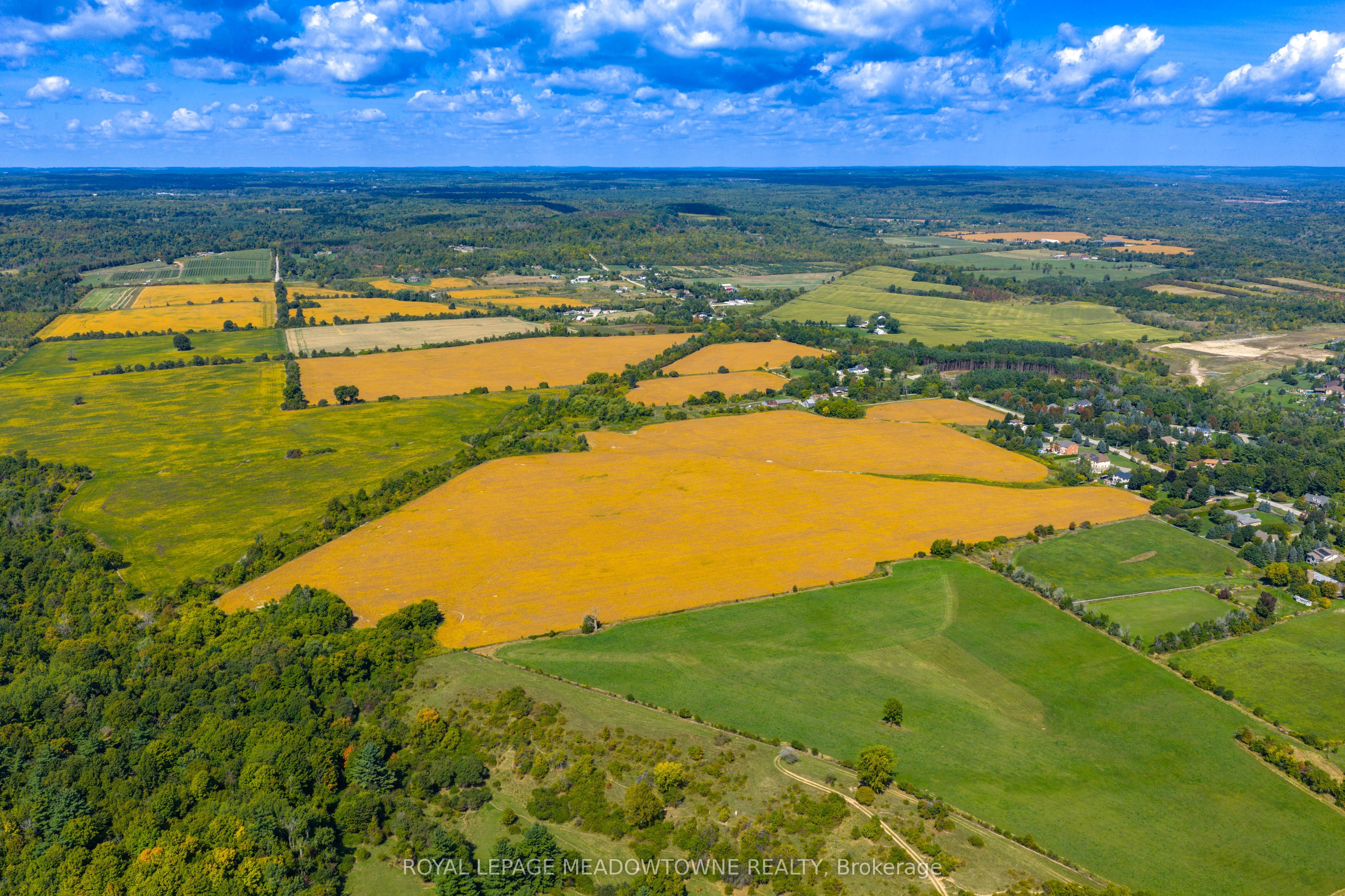 12528 9 Line Property Photo 33