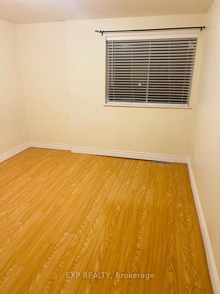 3025 The Credit Woodlands Road 330 Property Photo 26