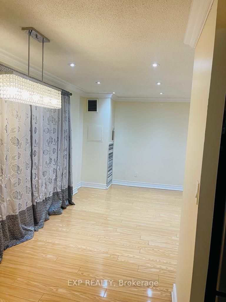 3025 The Credit Woodlands Road 330 Property Photo 36