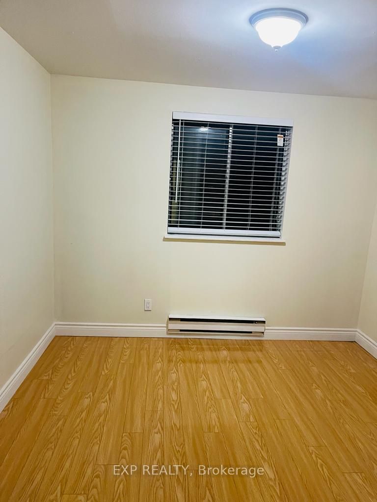 3025 The Credit Woodlands Road 330 Property Photo 37