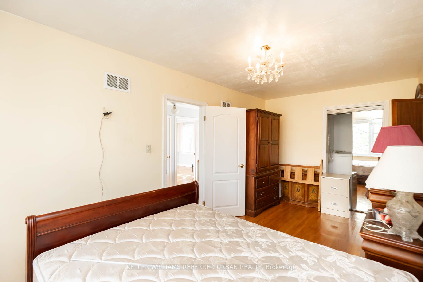 20 Gracefield Avenue Property Photo 9