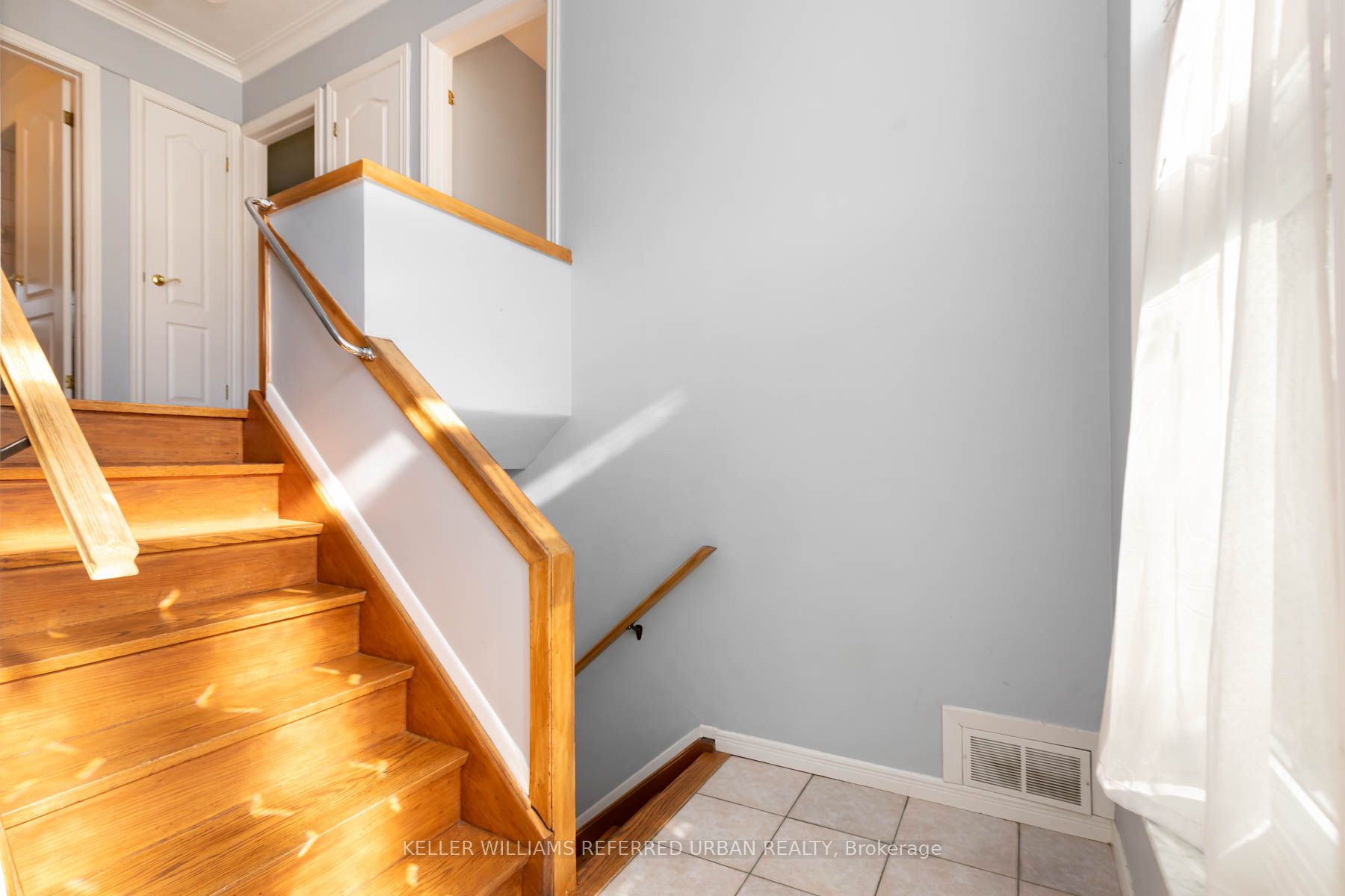 20 Gracefield Avenue Property Photo 13