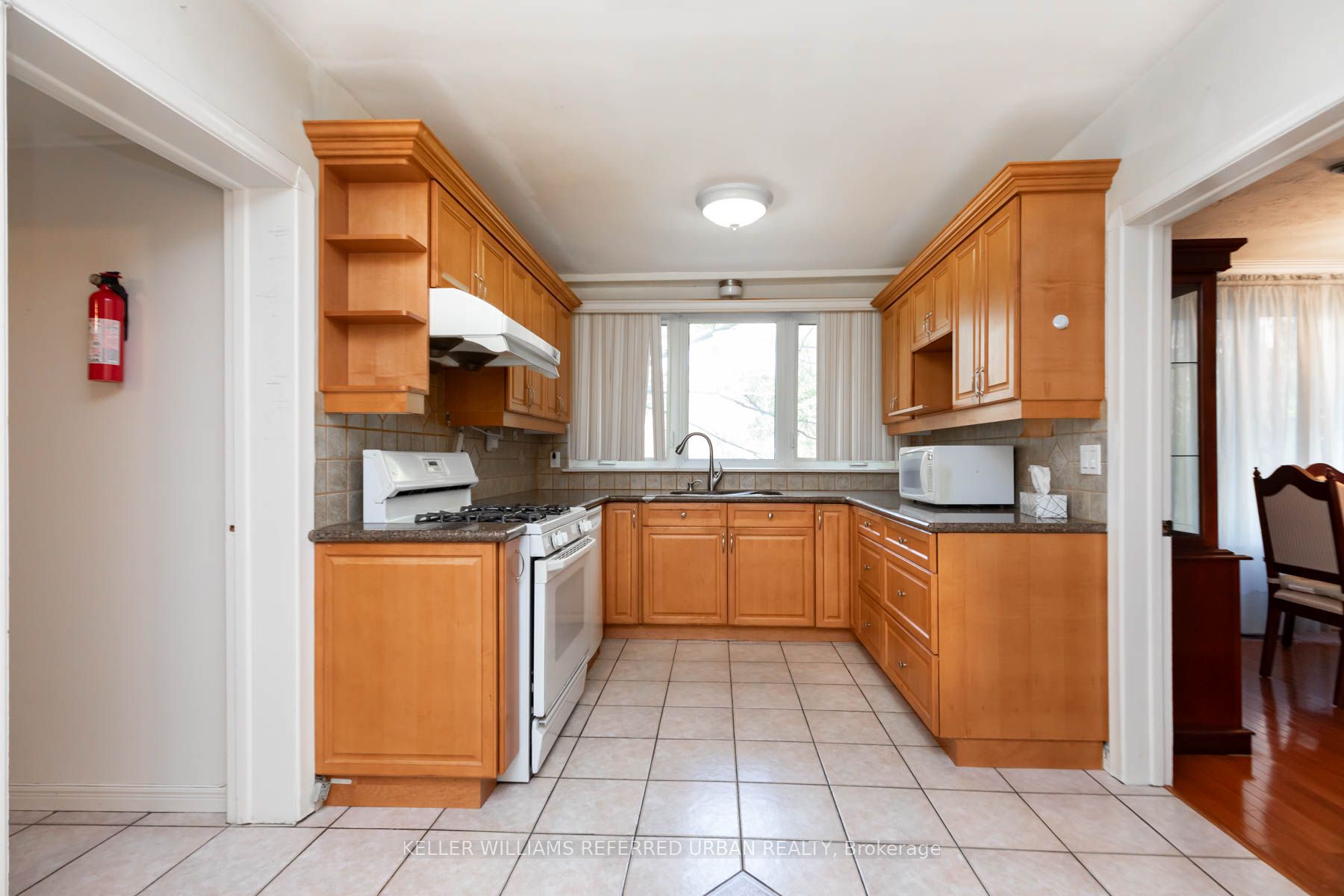 20 Gracefield Avenue Property Photo 20