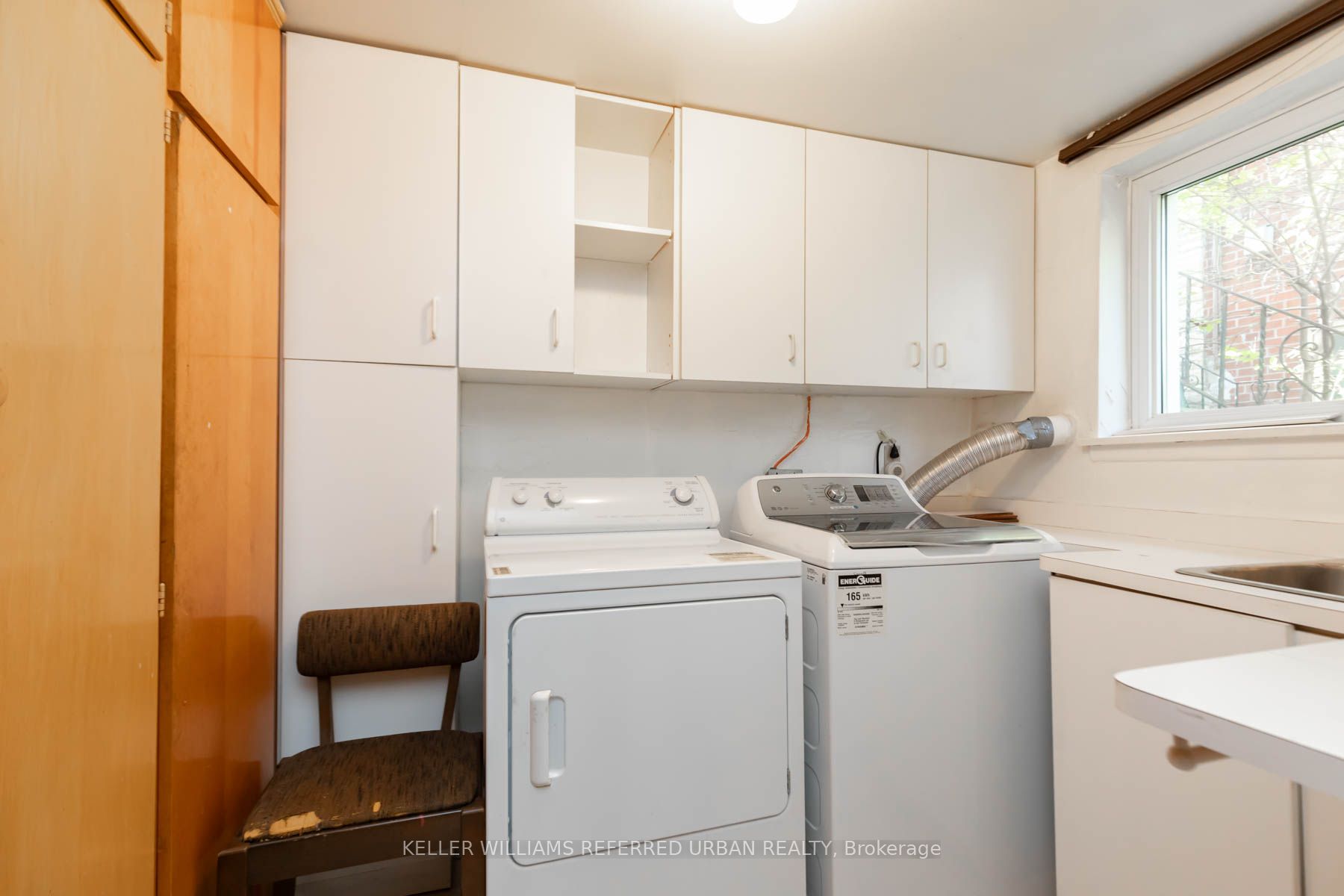 20 Gracefield Avenue Property Photo 27