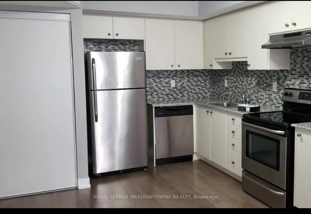 6 Drummond Street 311 Property Photo 7