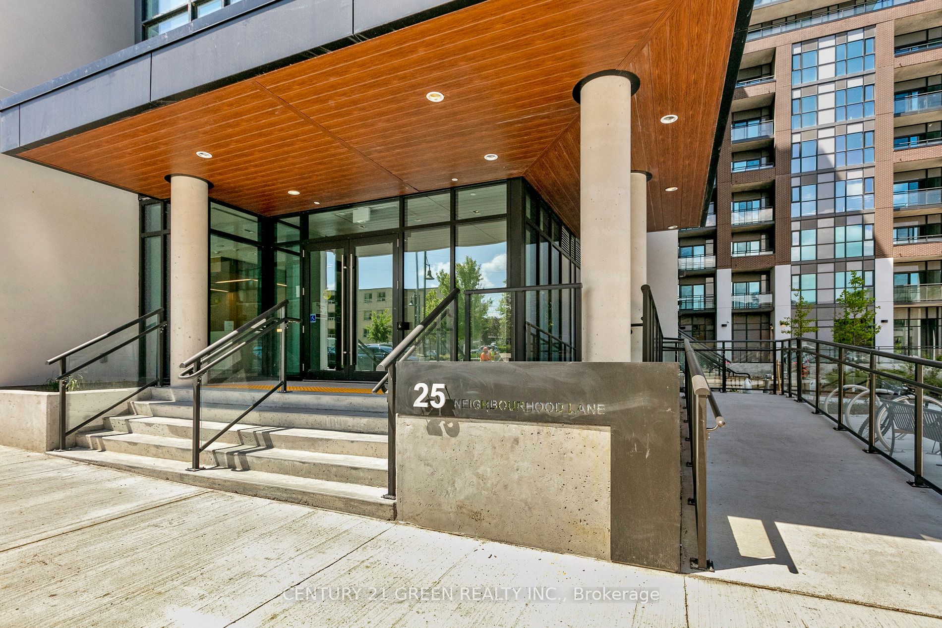 25 Neighbourhood Lane 104 Property Photo 7