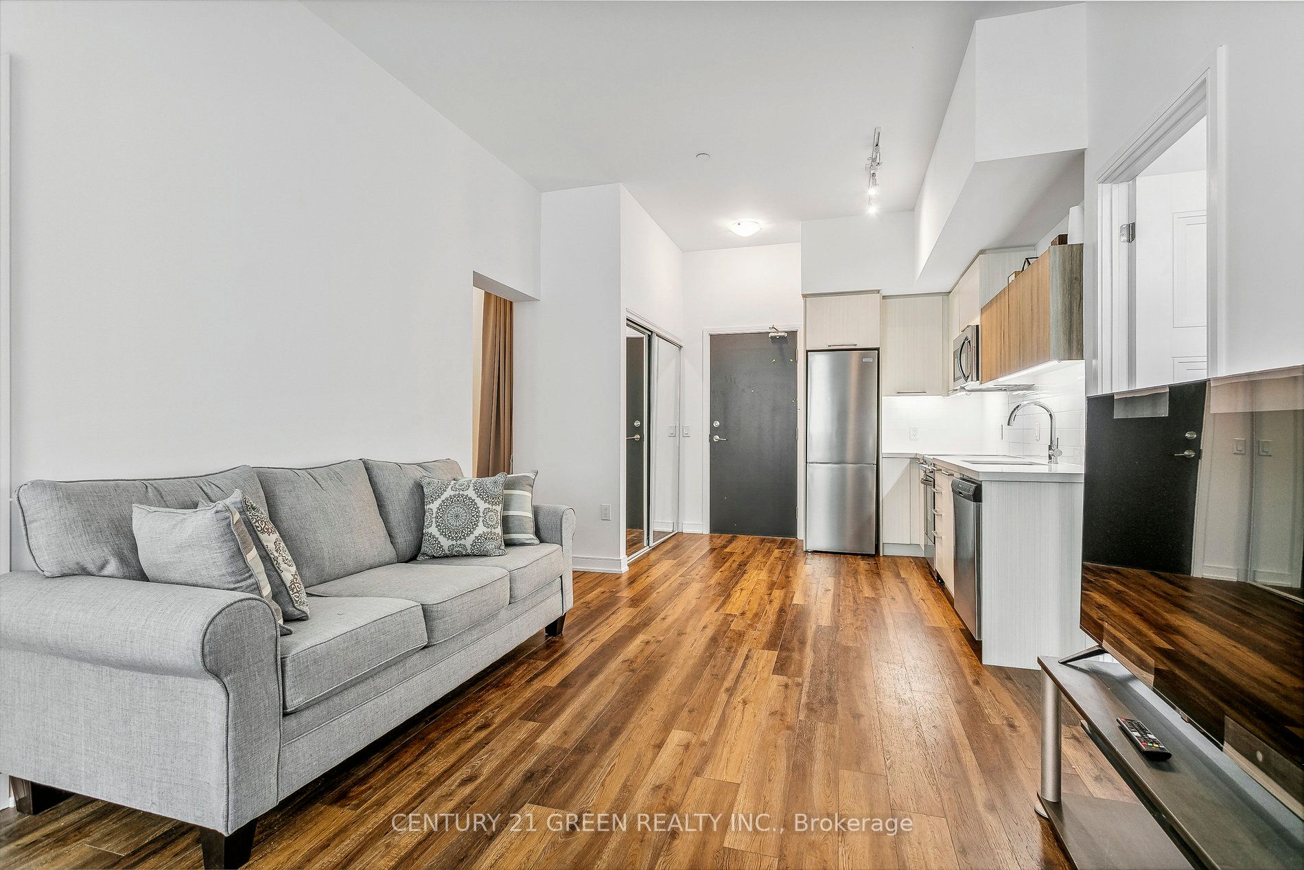 25 Neighbourhood Lane 104 Property Photo 19