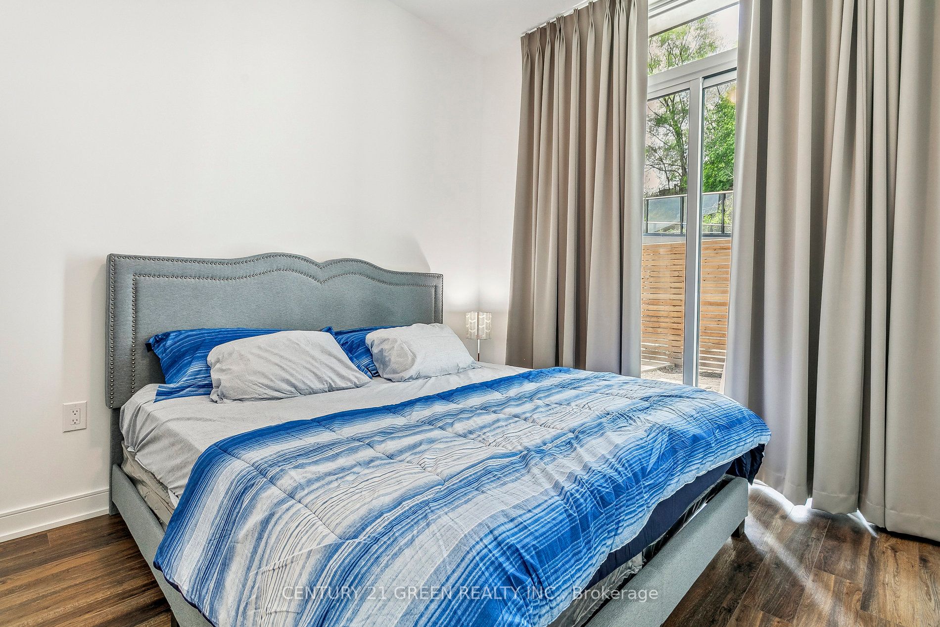 25 Neighbourhood Lane 104 Property Photo 26