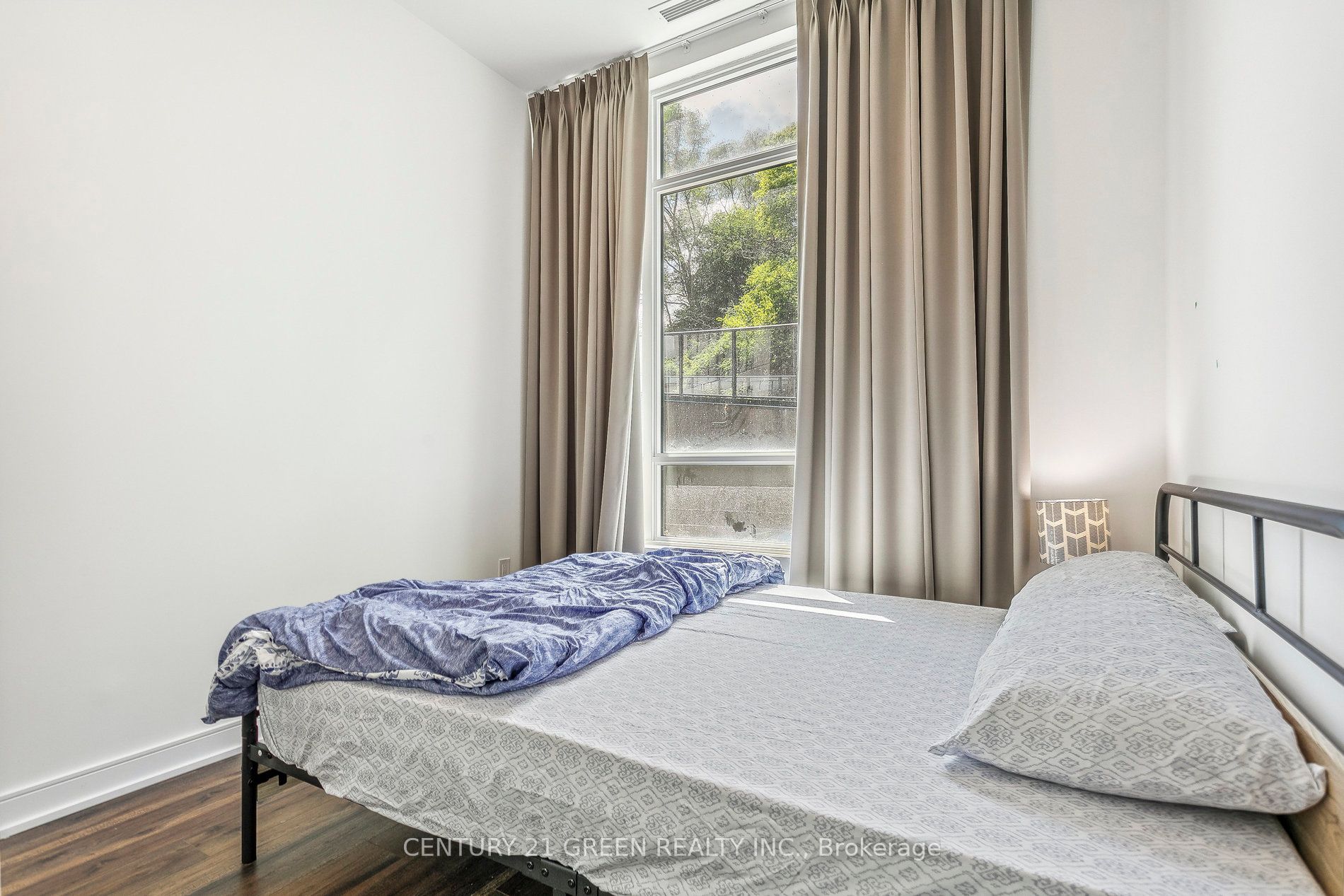 25 Neighbourhood Lane 104 Property Photo 34