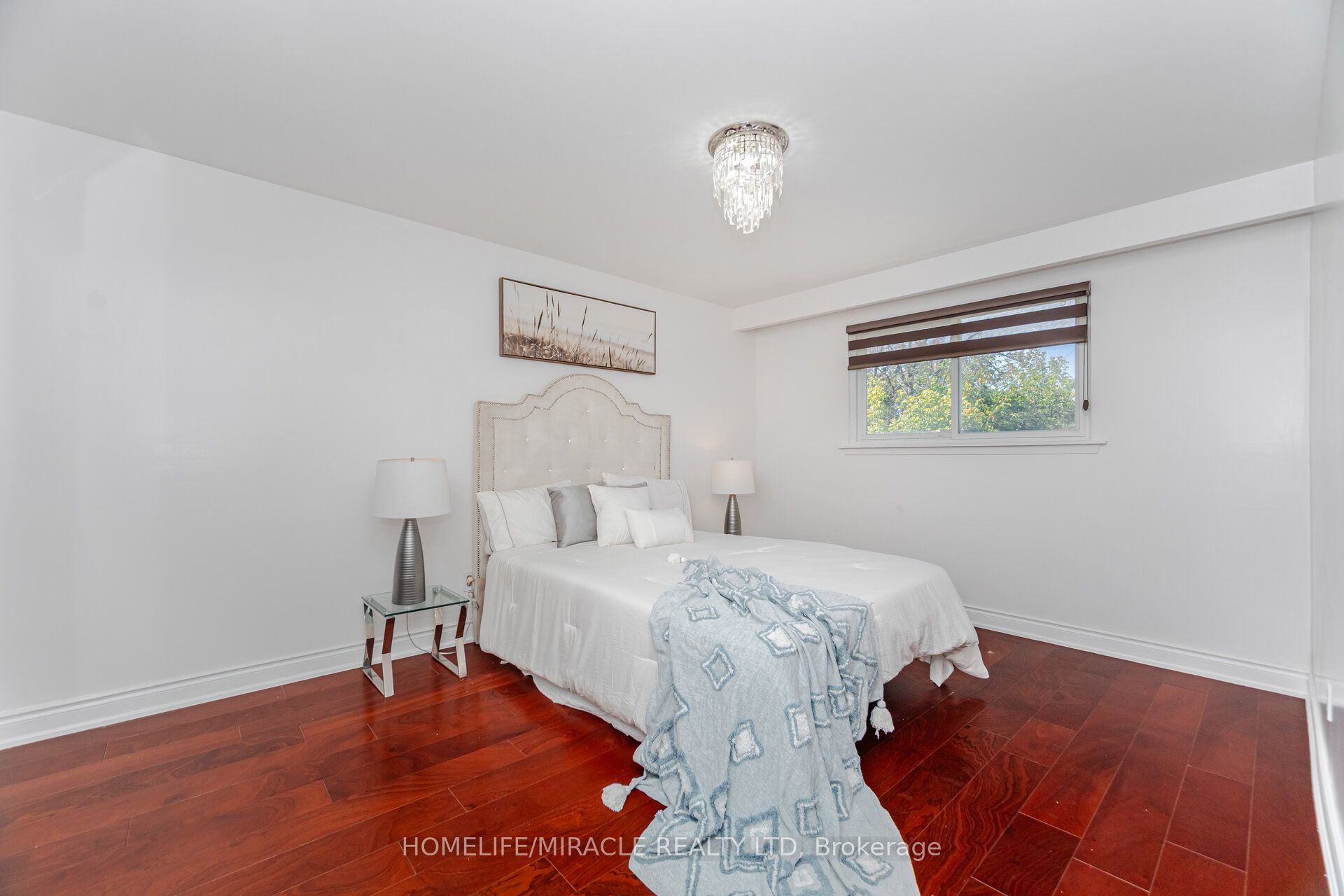 764 Eaglemount Crescent Property Photo 23