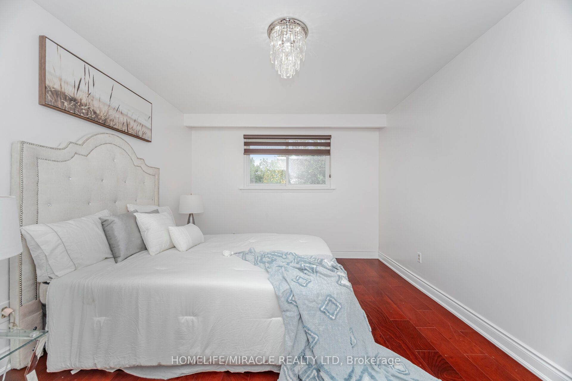 764 Eaglemount Crescent Property Photo 24