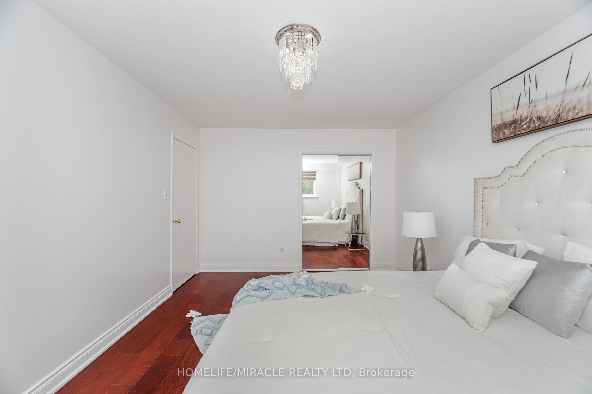 764 Eaglemount Crescent Property Photo 25