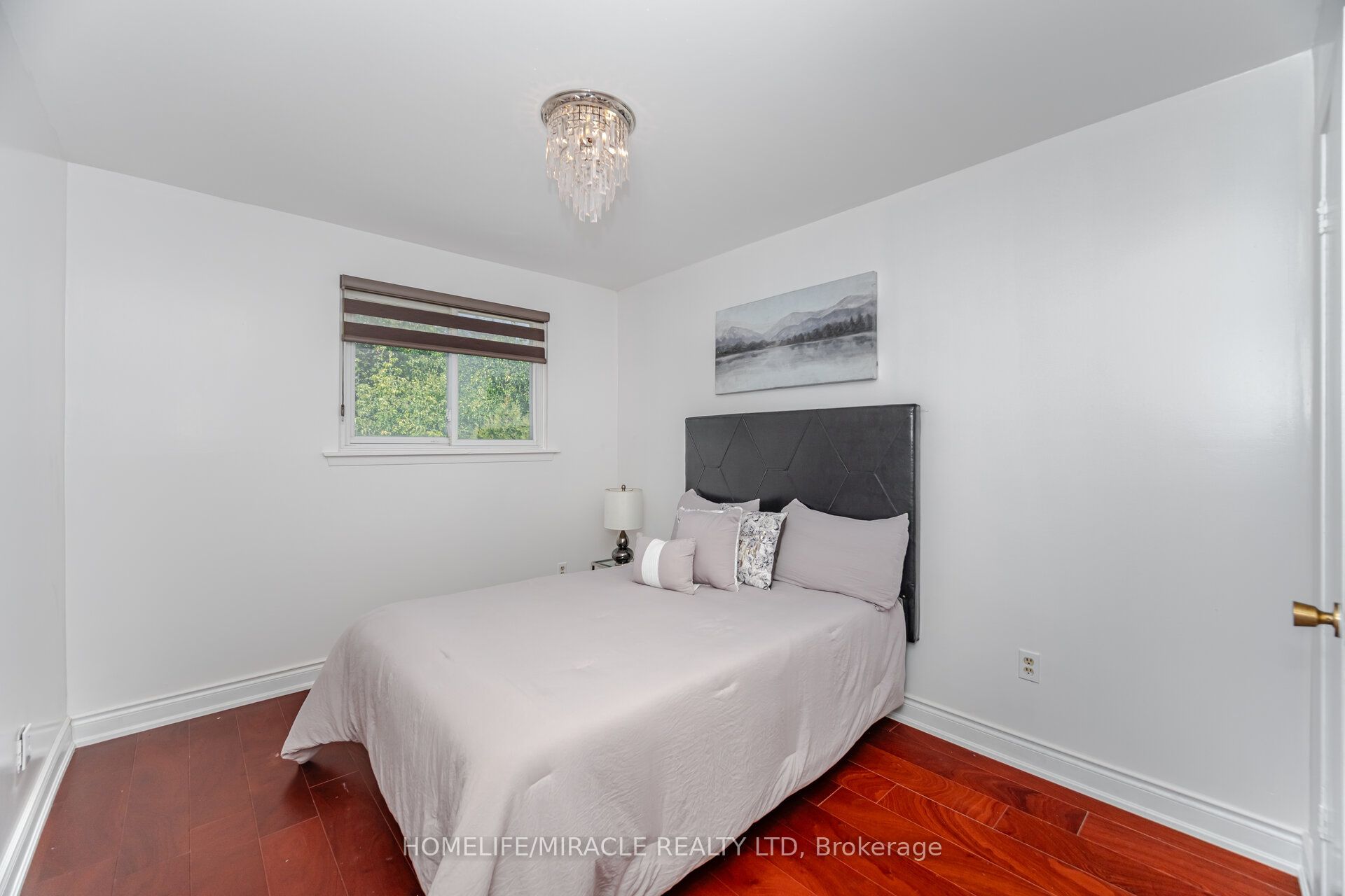 764 Eaglemount Crescent Property Photo 26