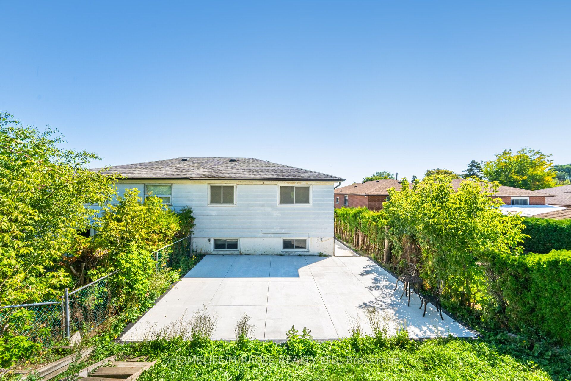 764 Eaglemount Crescent Property Photo 49