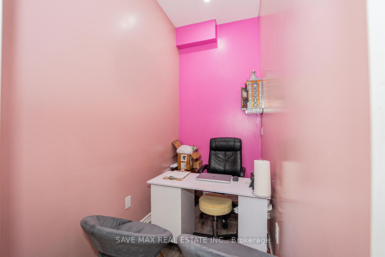 7060 Airport Road Property Photo 9