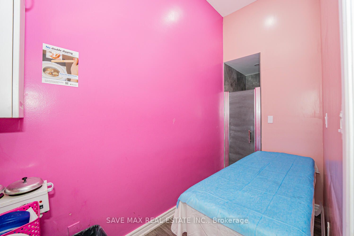 7060 Airport Road Property Photo 13