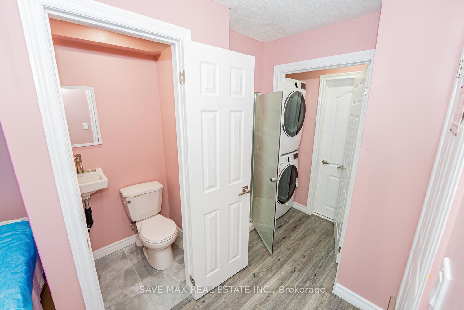 7060 Airport Road Property Photo 28