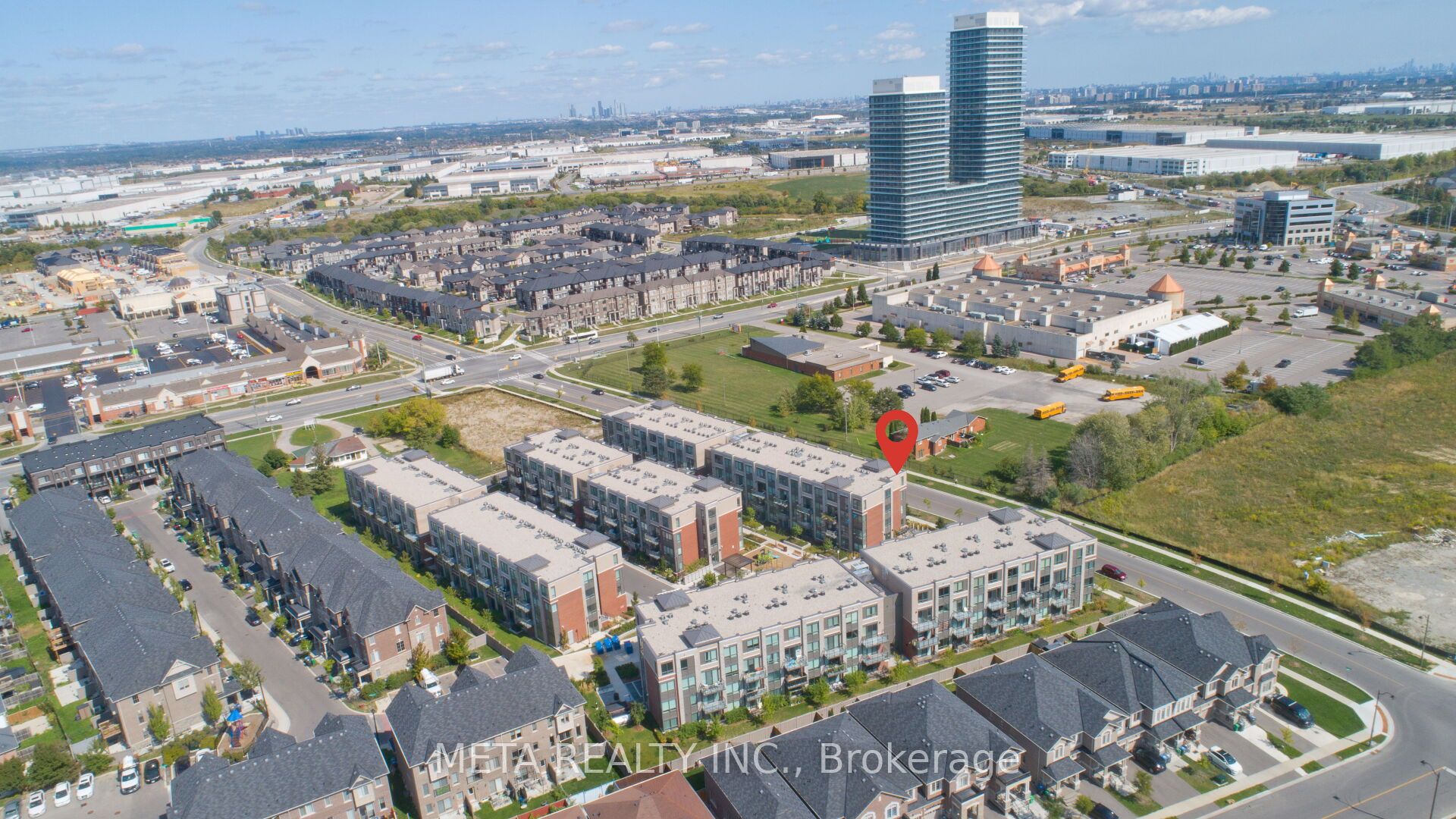 95 Se Attmar Drive 112 Property Photo 3