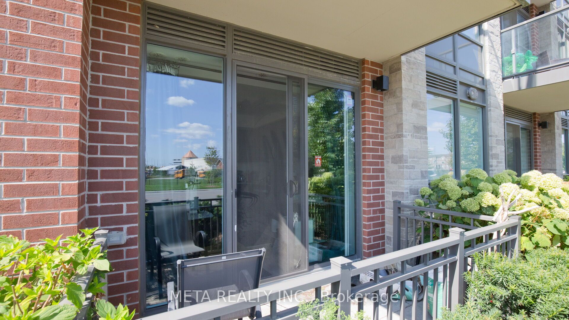 95 Se Attmar Drive 112 Property Photo 32