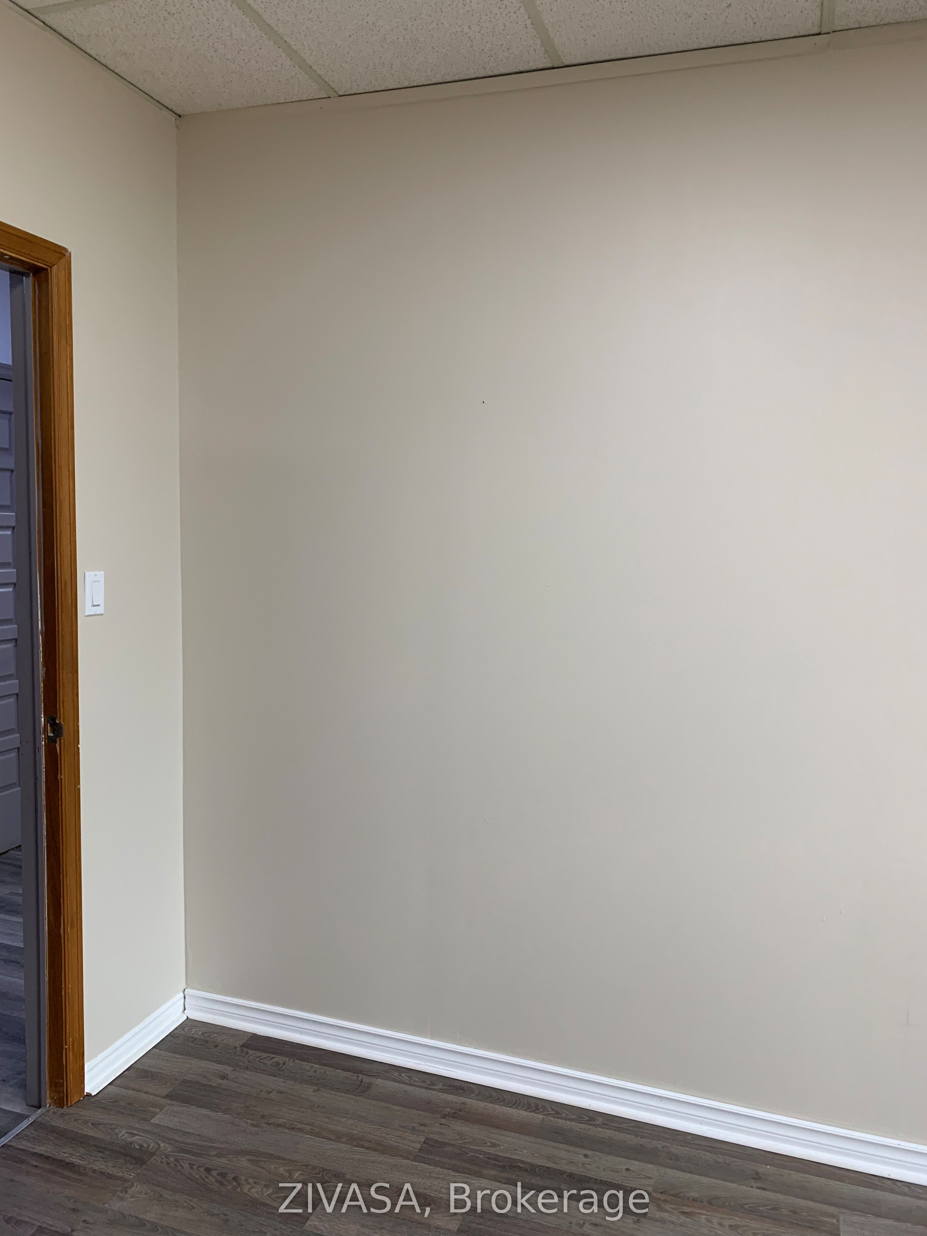 211 Watline Avenue 210 Property Photo 11