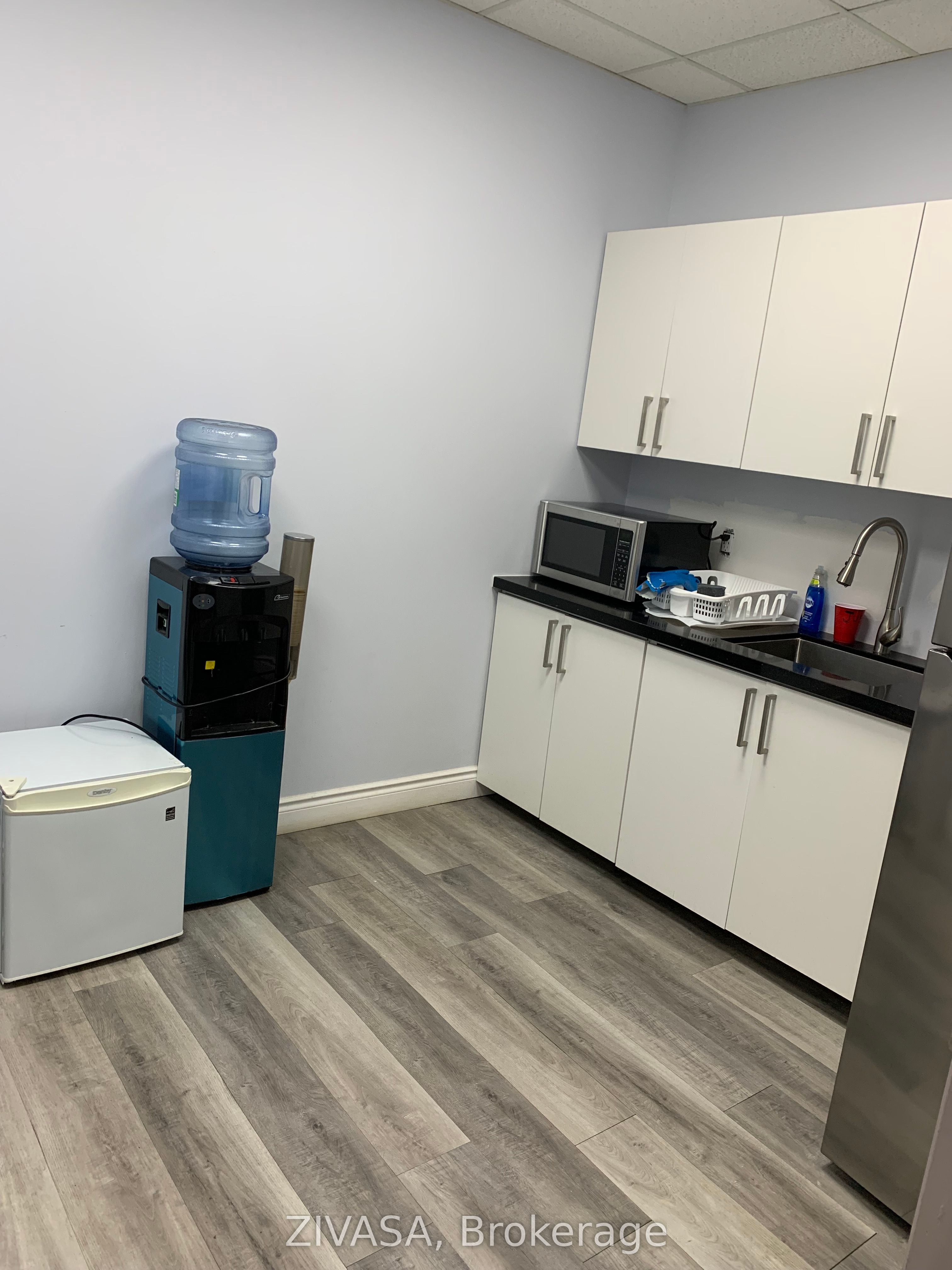 211 Watline Avenue 210 Property Photo 14