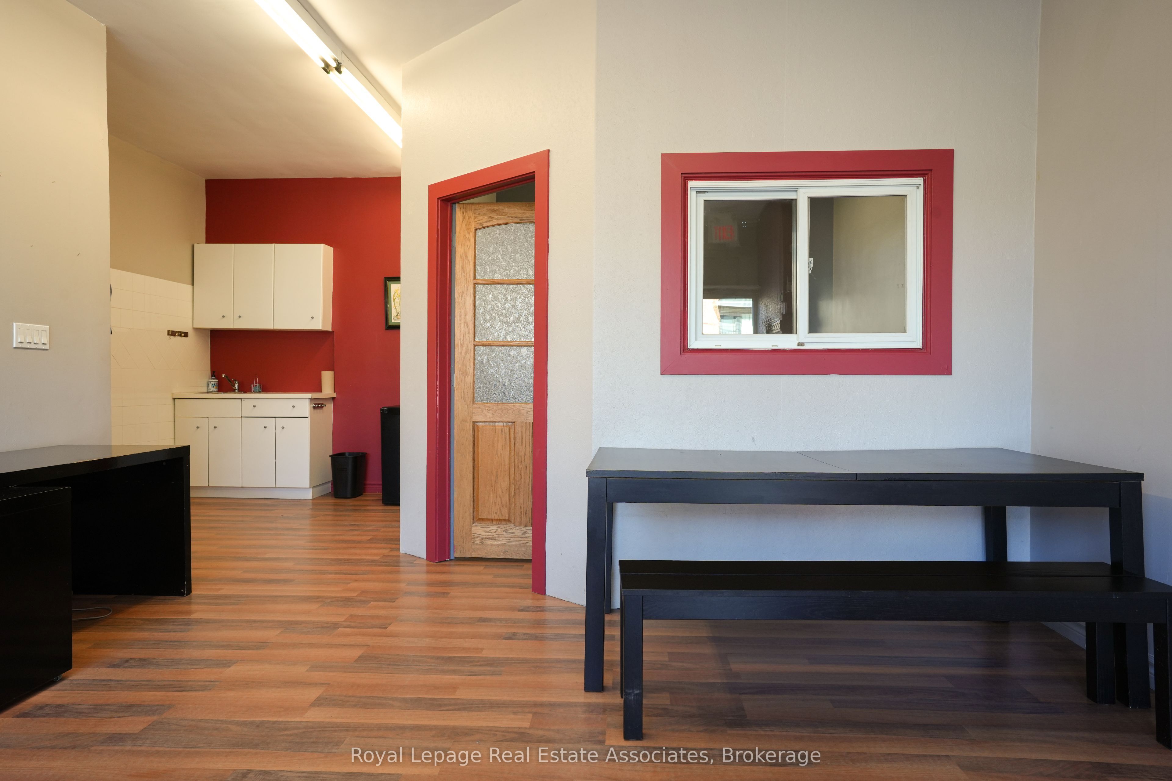 404 Royal York Road Property Photo 1