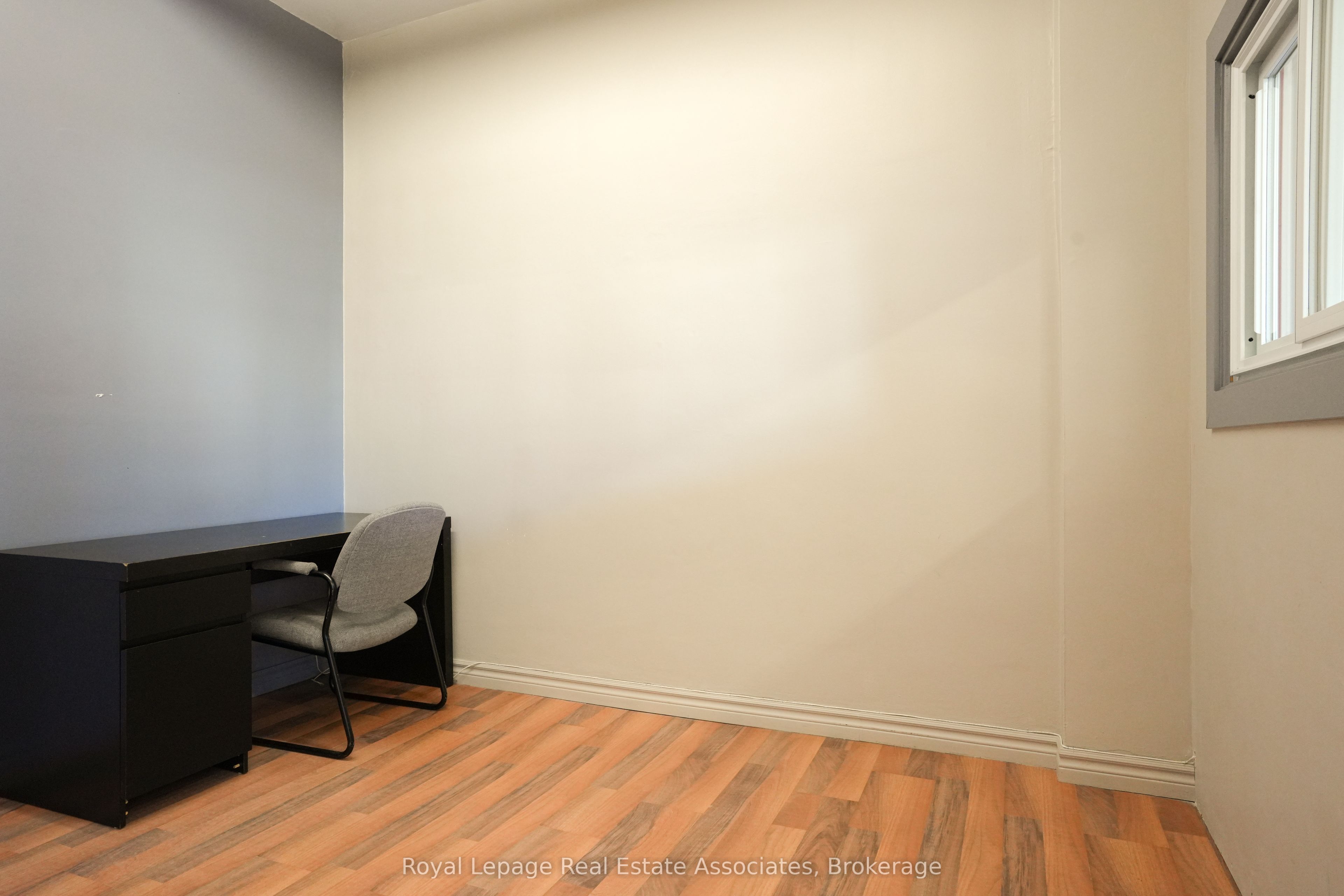 404 Royal York Road Property Photo 4