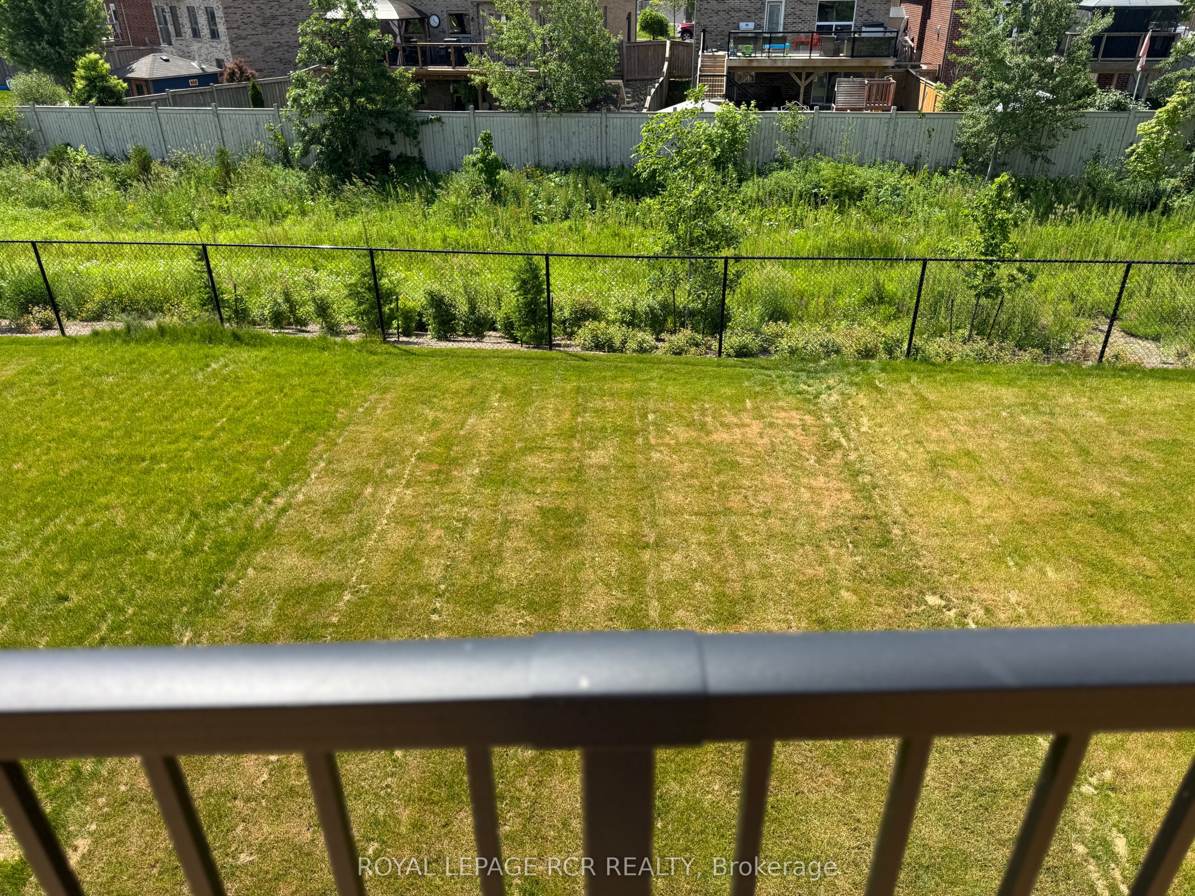 690 Broadway Avenue 19 Property Photo 1