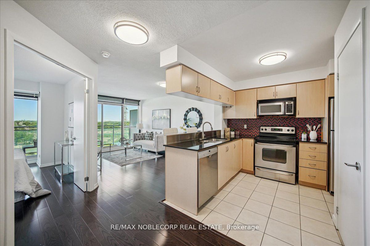 185 Legion Road 1403 Property Photo 10