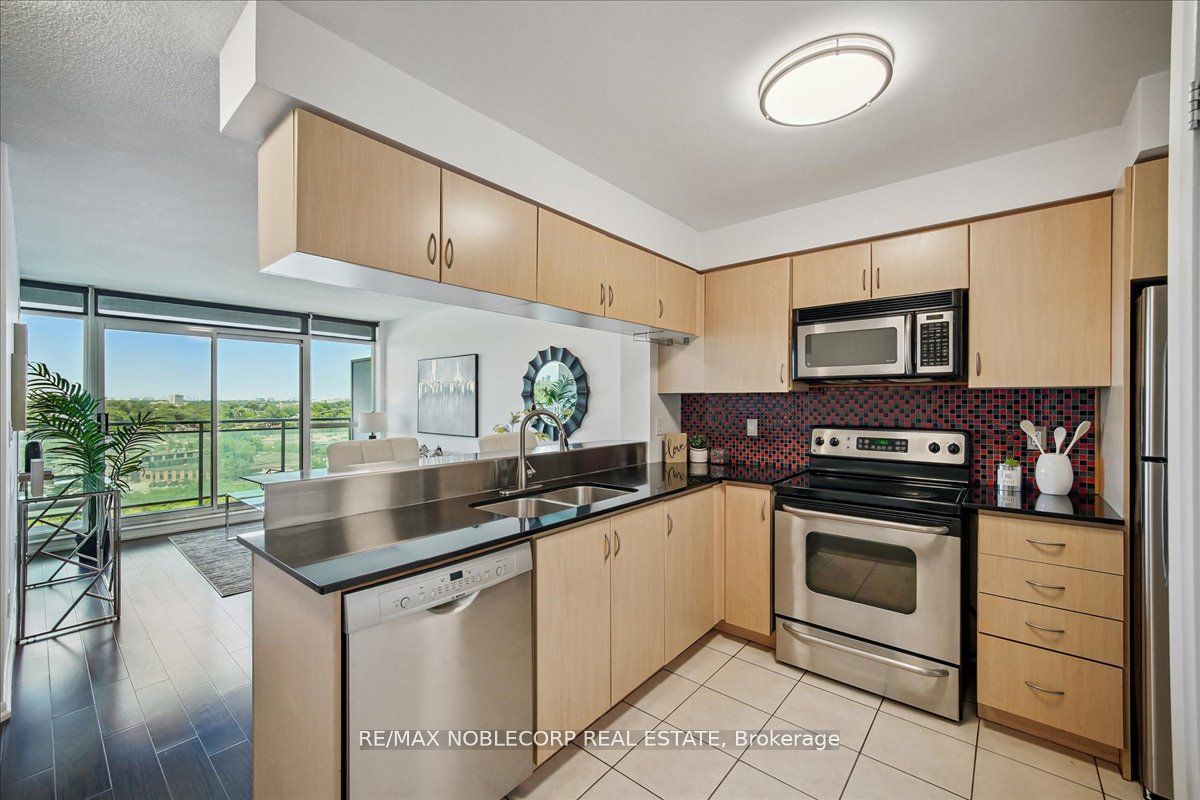 185 Legion Road 1403 Property Photo 18