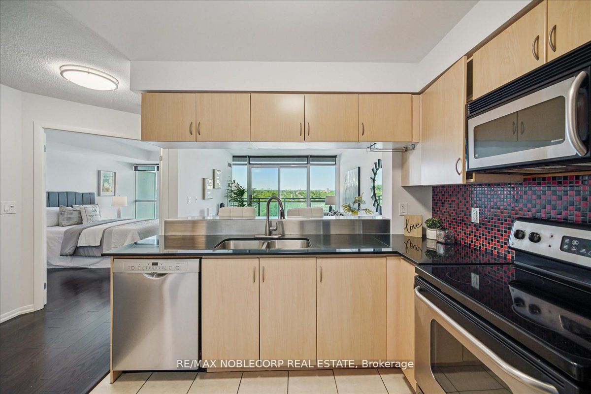 185 Legion Road 1403 Property Photo 20