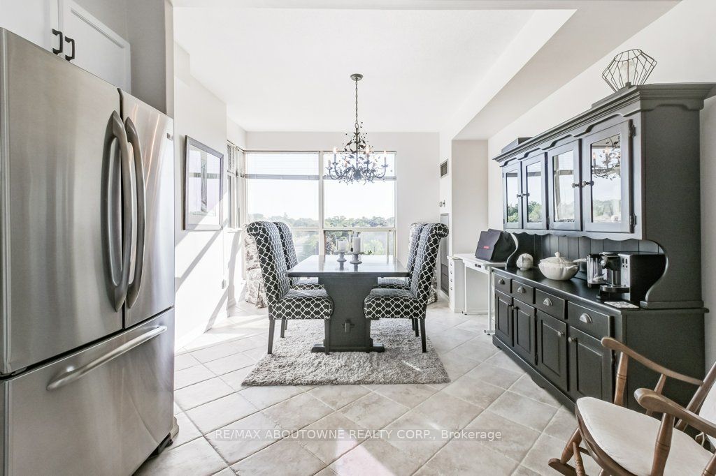 2511 Lakeshore Road W 519 Property Photo 15