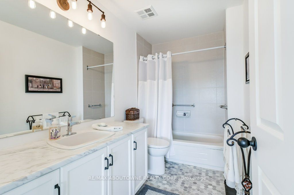 2511 Lakeshore Road W 519 Property Photo 21