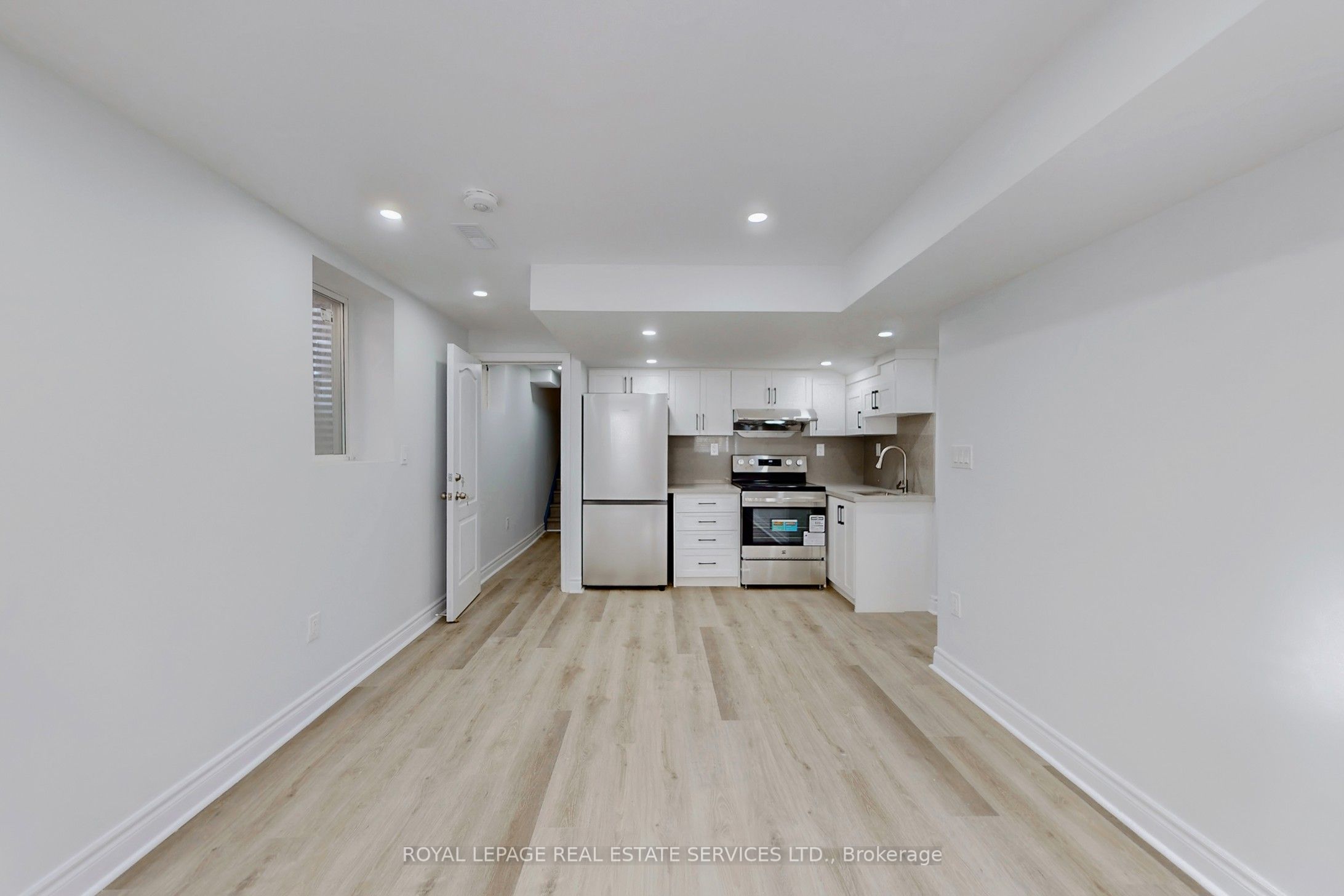 1388 Sycamore Garden Property Photo 27