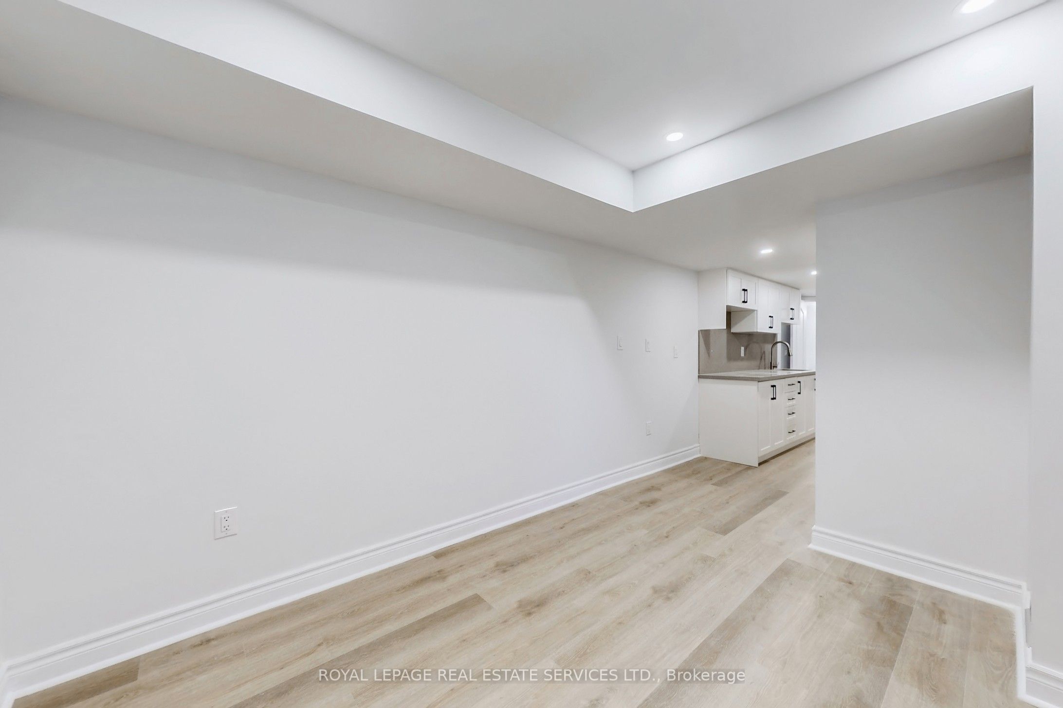 1388 Sycamore Garden Property Photo 32