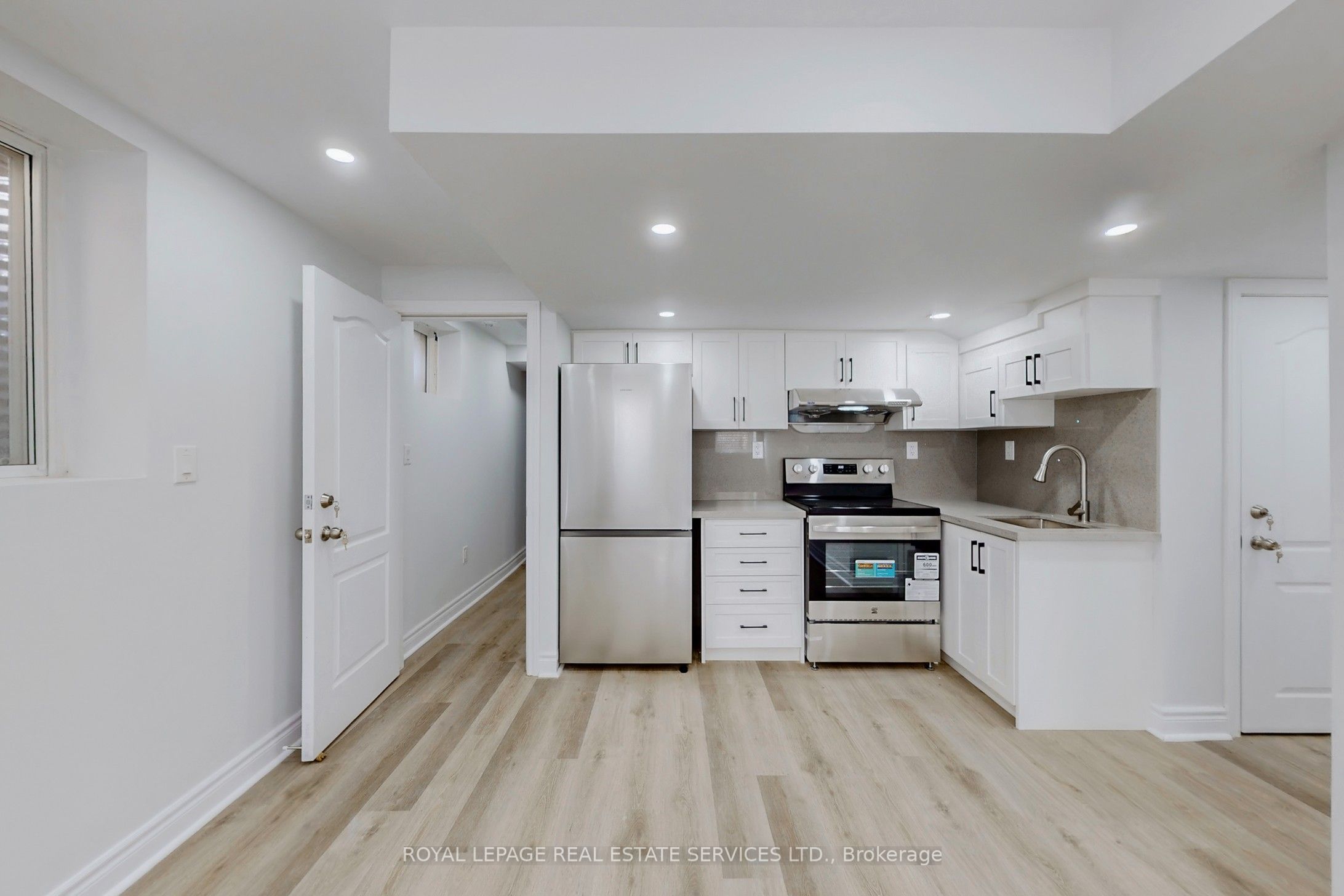 1388 Sycamore Garden Property Photo 38