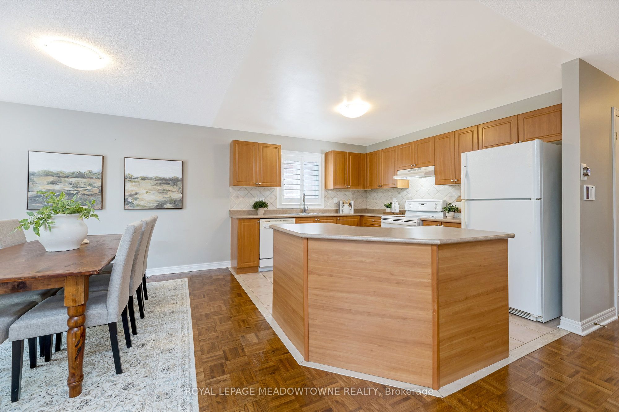 331 Centennial Forest Drive Property Photo 11