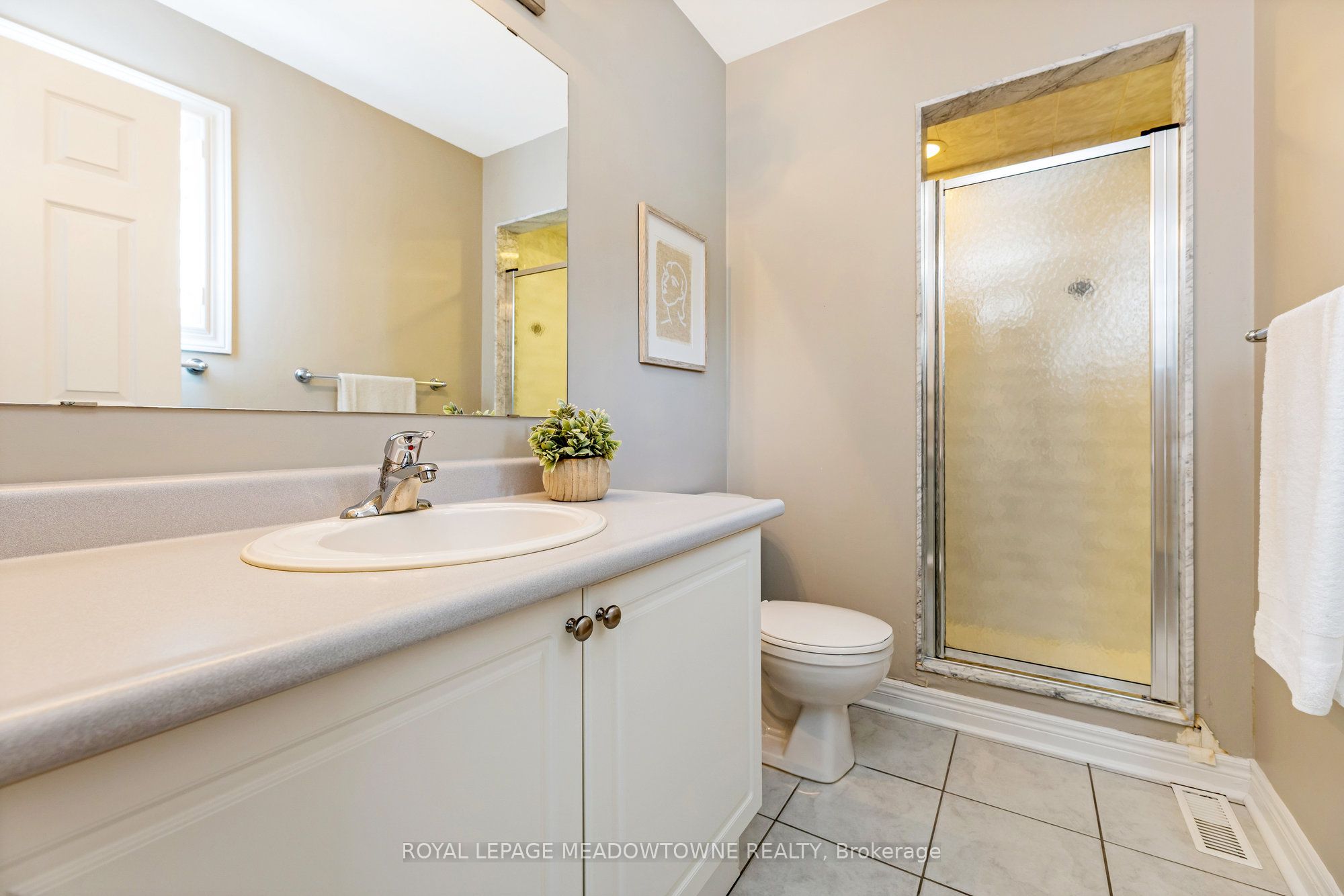 331 Centennial Forest Drive Property Photo 22