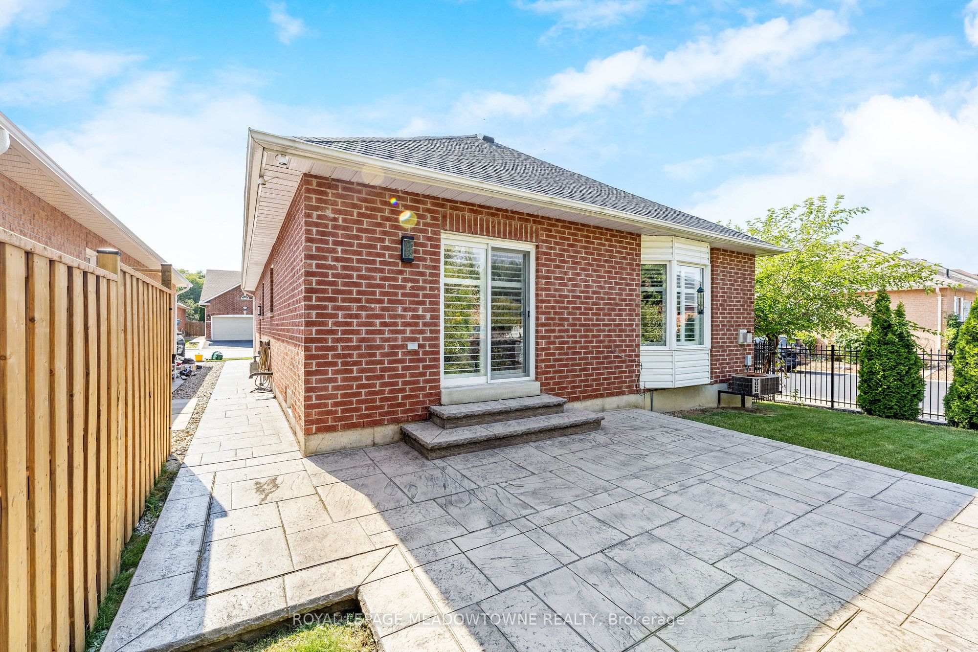 331 Centennial Forest Drive Property Photo 30