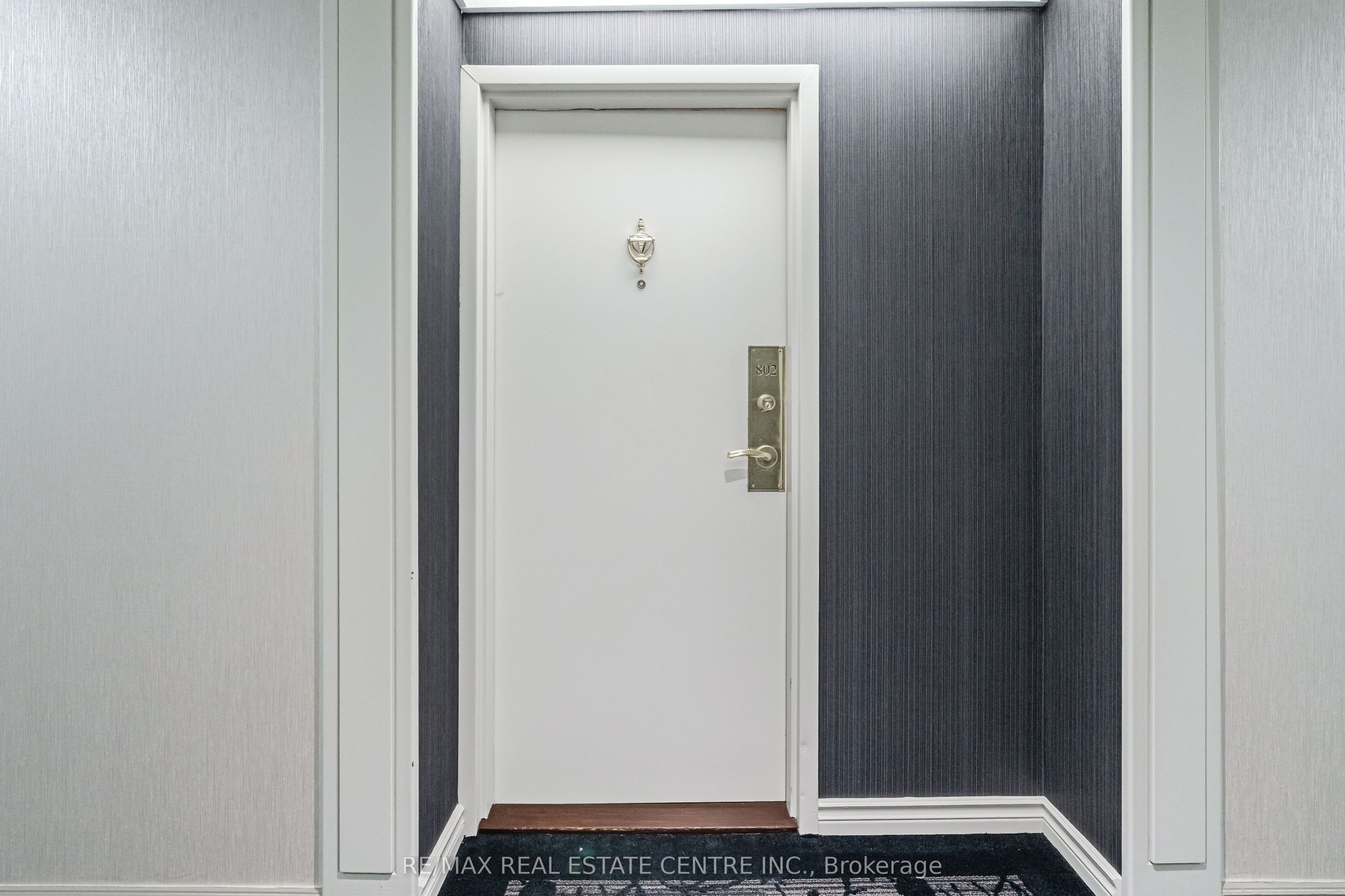 20 Cherrytree Drive 802 Property Photo 4