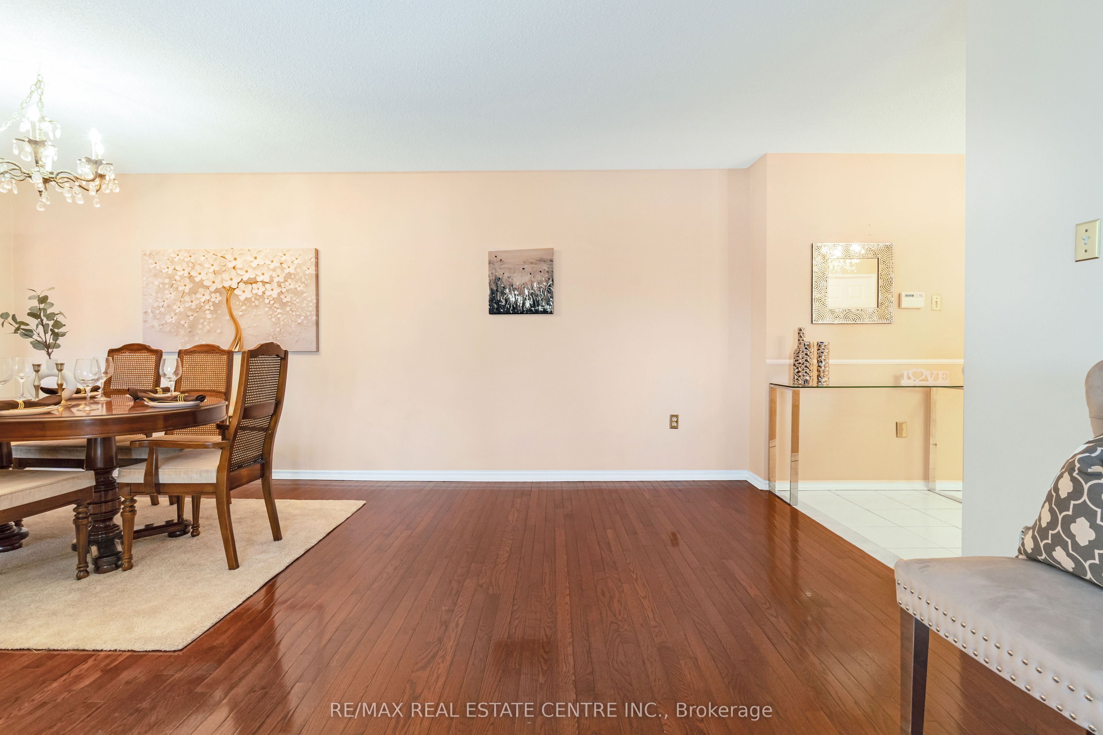 20 Cherrytree Drive 802 Property Photo 7