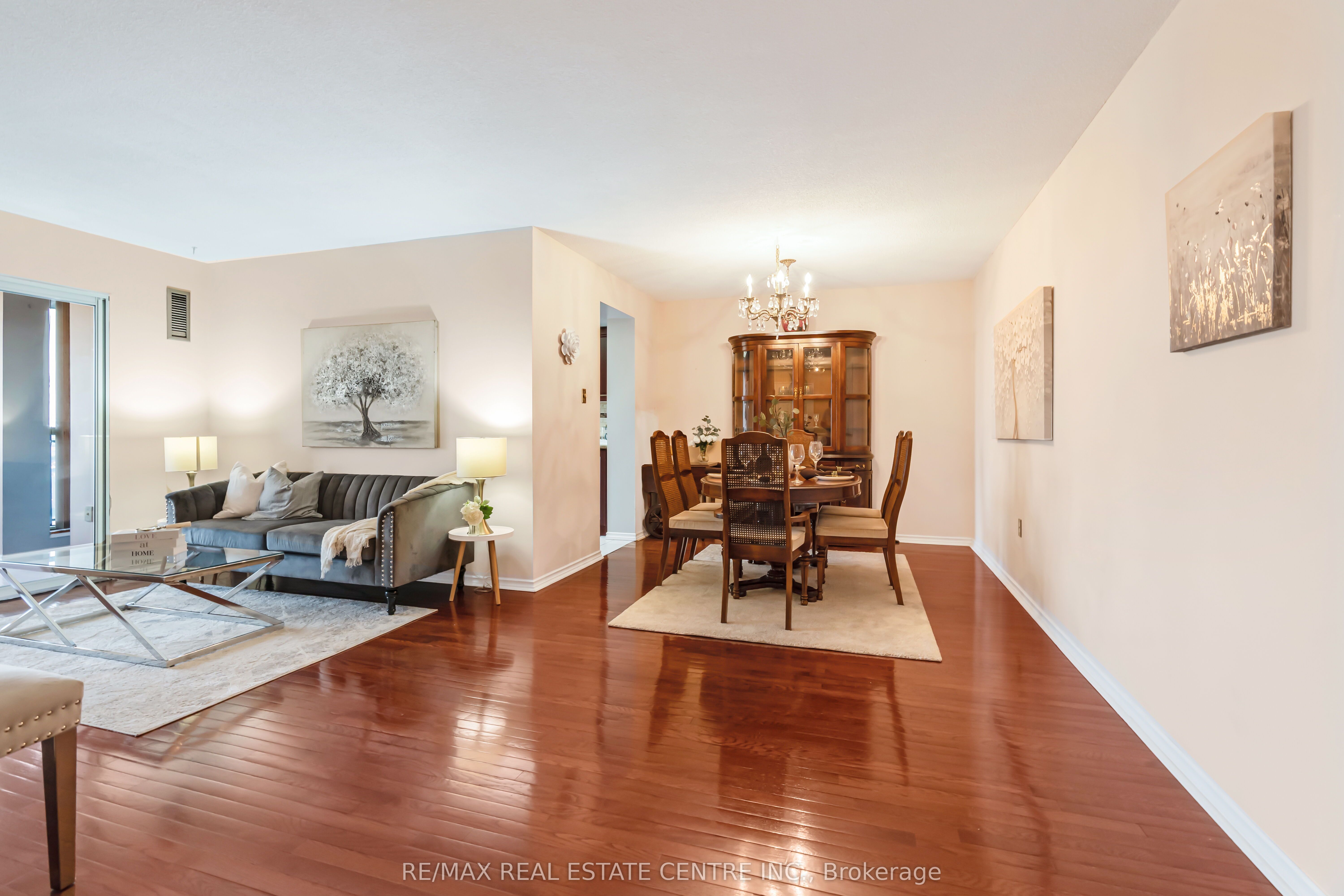 20 Cherrytree Drive 802 Property Photo 8