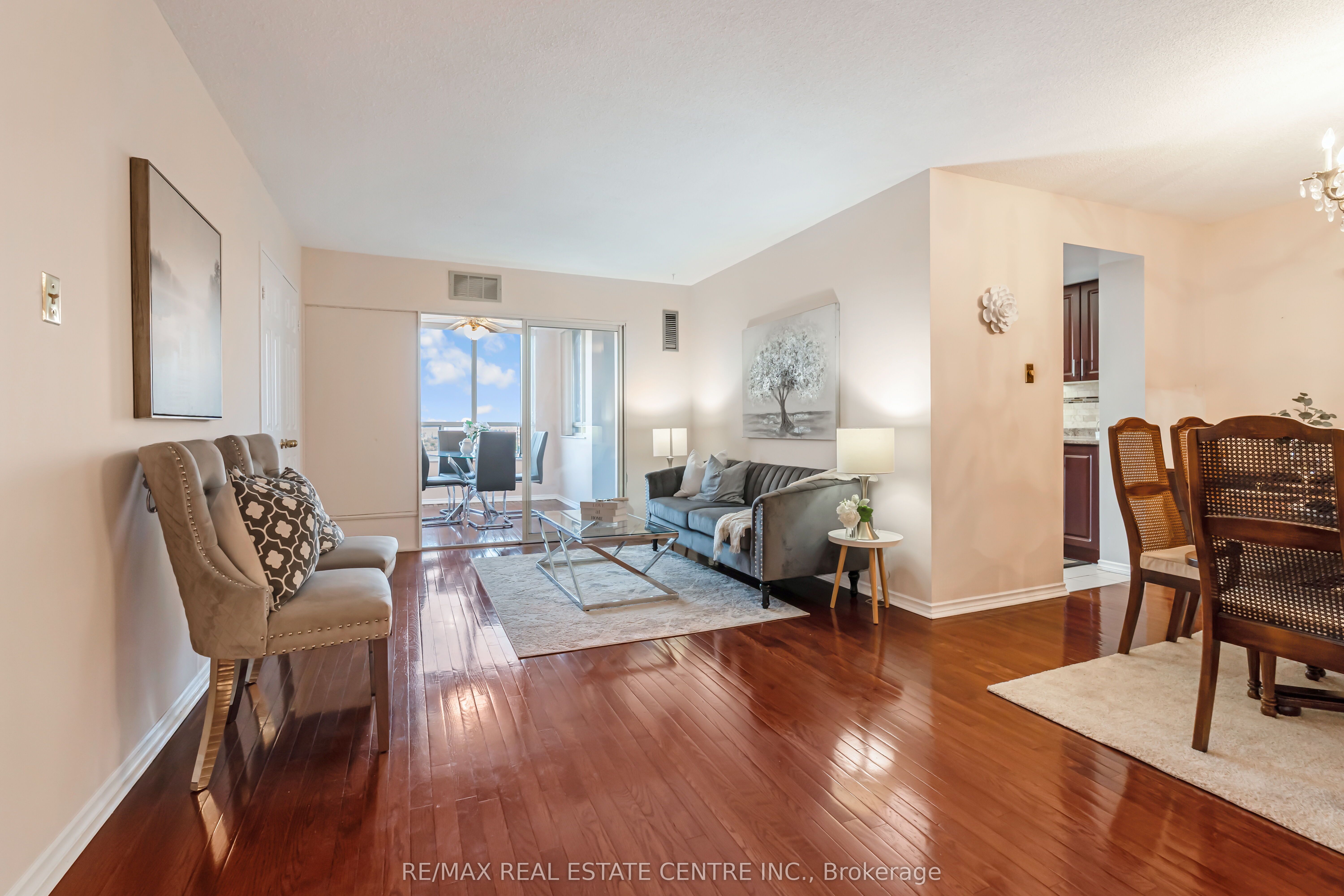 20 Cherrytree Drive 802 Property Photo 9